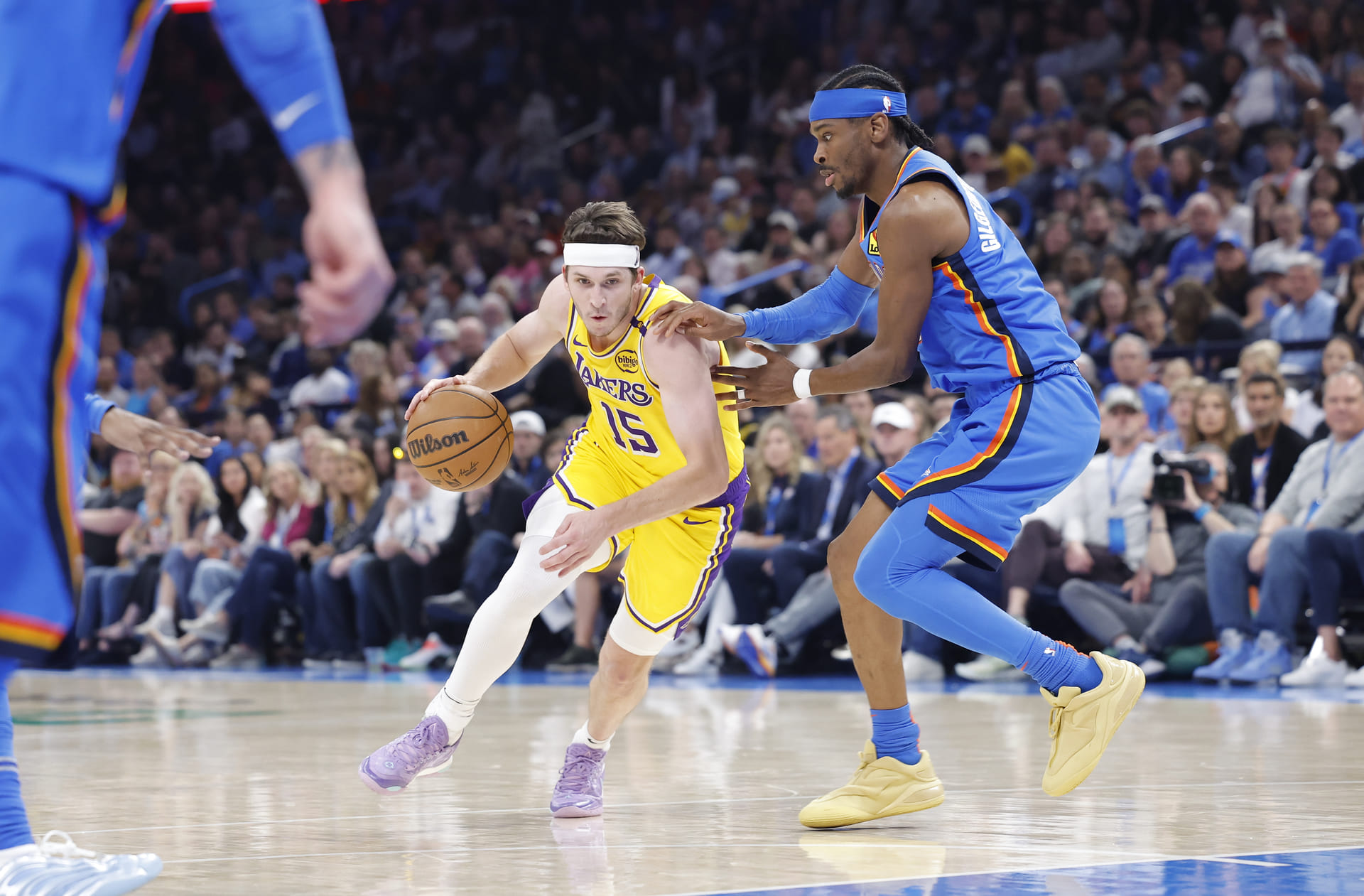 "Not Just a Flopper But a Dirty A** Player": Lakers Fans Ridicule Shai Gilgeous-Alexander For Flagrant Foul on Austin Reaves&nbsp;