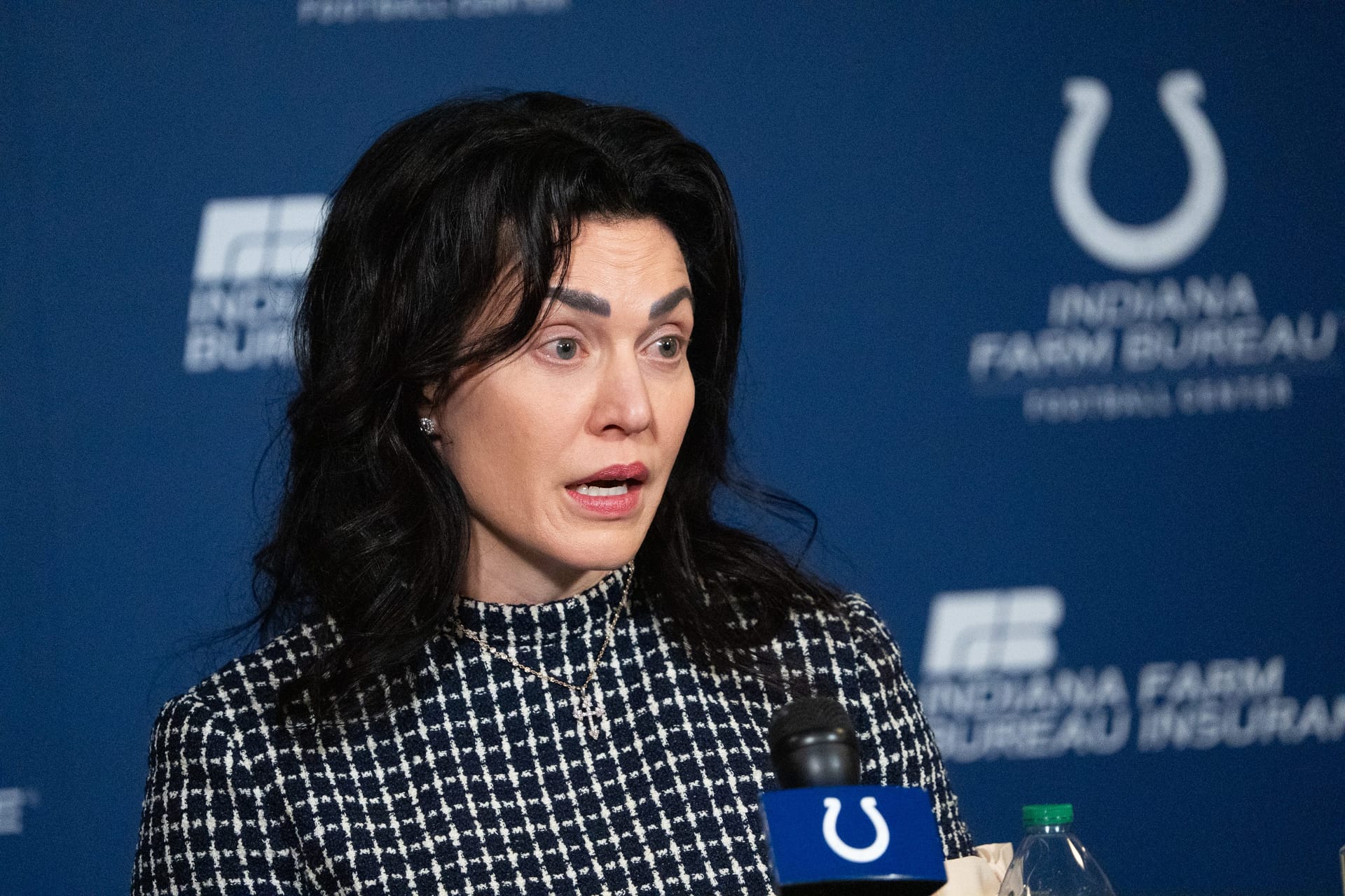 “Why do we suck so much?”: Colts owner Carlie Irsay-Gordon opens up on unforgivable childhood moment with late father Jim Irsay
