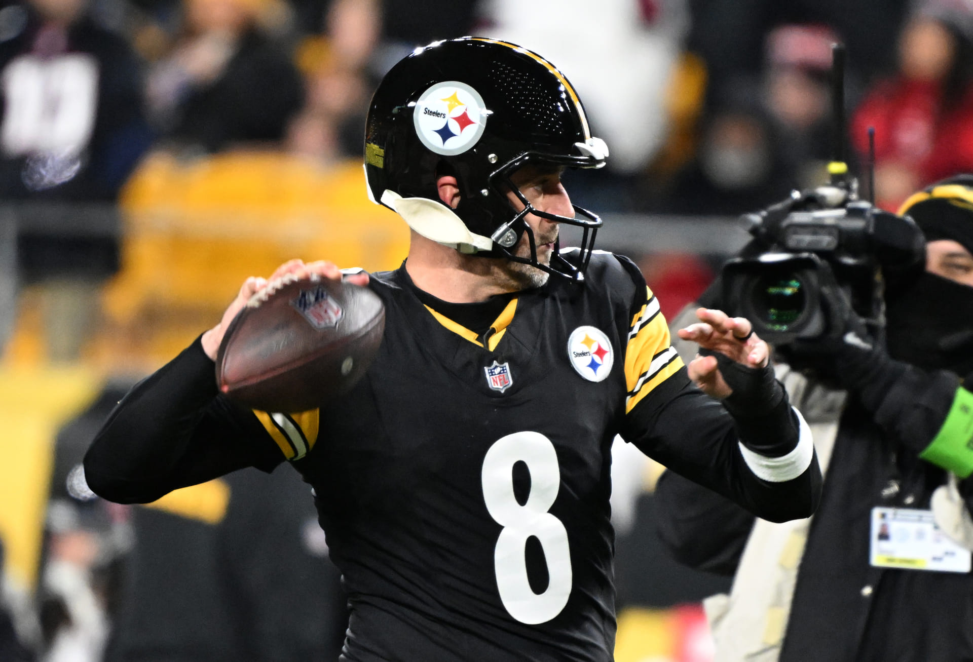 NFL insider Ian Rapoport gives clear verdict on Aaron Rodgers potentially signing with Cardinals amid Steelers’ uncertain future
