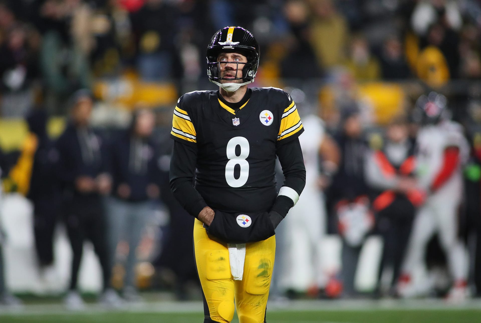 "$15 million at 42 years old isn't enough?": NFL fans react as Aaron Rodgers set to visit Steelers amid contract standoff