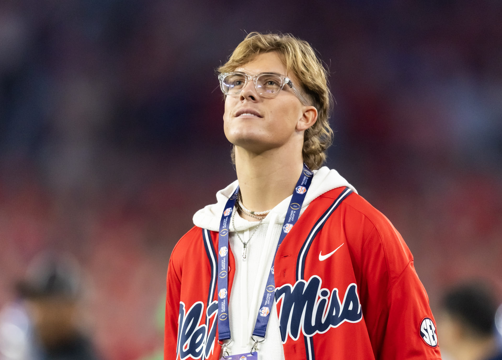 "If you're not available, you're no good to anyone": Jaxson Dart faces brutal criticism from former champ after suffering two concussions