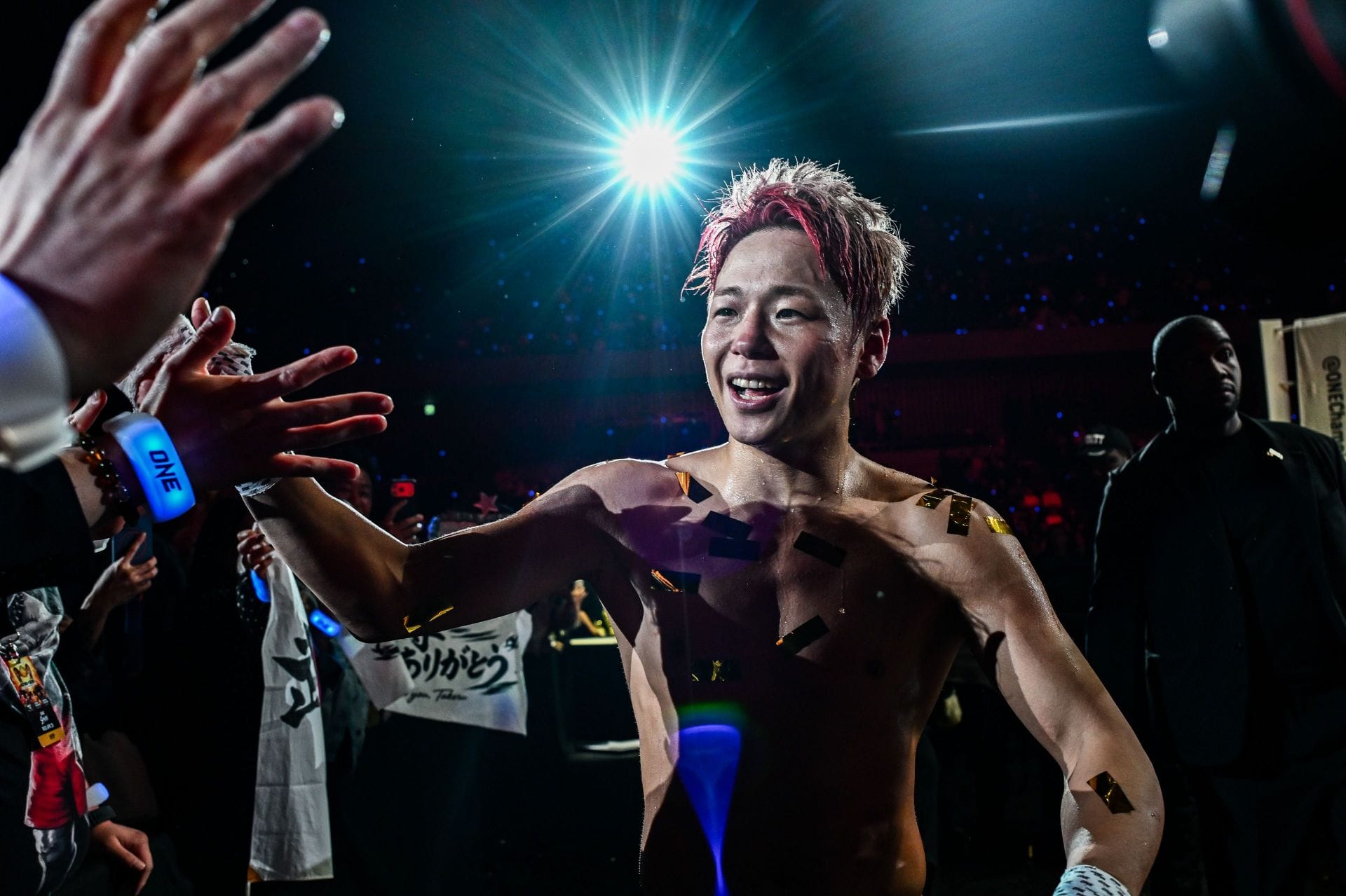 "I wouldn't have had such a great retirement" - Takeru Segawa demands a round of applause for his legendary Thai rival