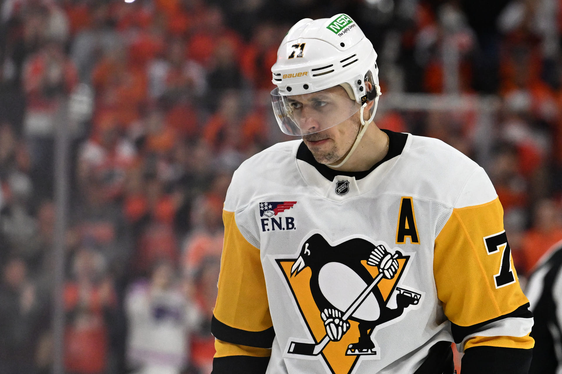 Evgeni Malkin doesn't rule out playing for another team should Penguins contract negotiations fall through 