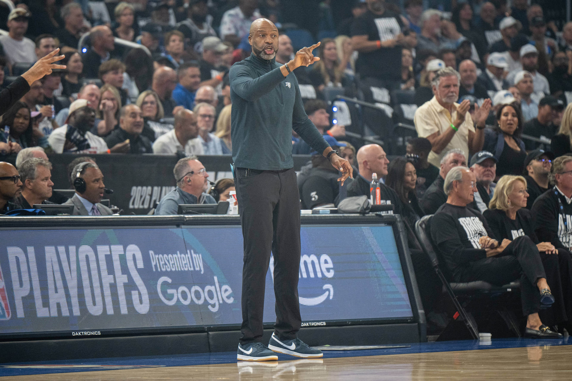 "Too risky for New Orleans", "He’s fired by year 3" - NBA Fans Left Reeling as Pelicans Hand Jamahl Mosley Bold 5 Yr Head Coaching Deal