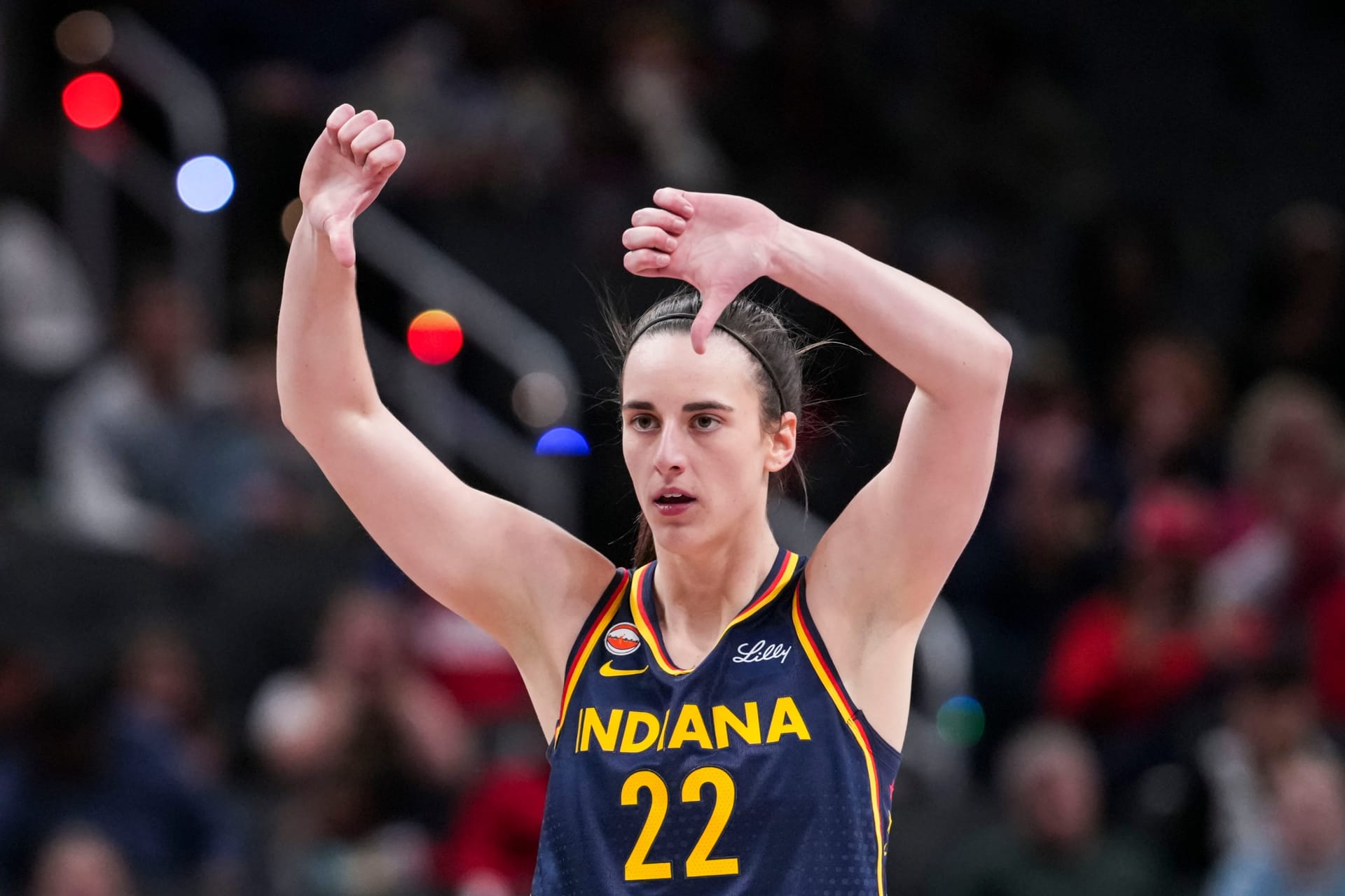 "You gave us PTSD", "We’re just traumatized" - WNBA Fans Sound Off as Caitlin Clark Jokingly Shrugs Off Leg Sleeve Worries