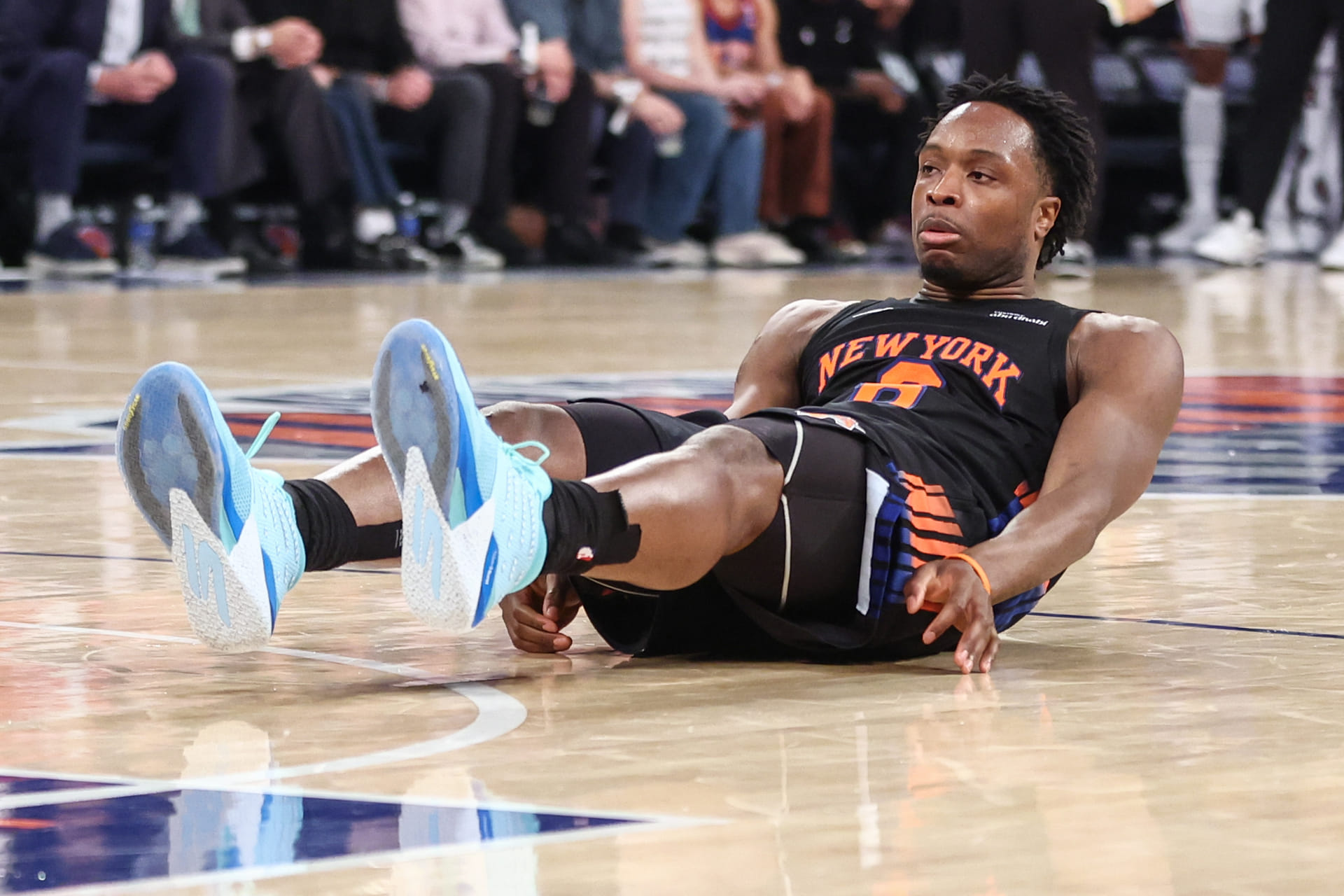 "It's the Hamstring AGAIN": Knicks Fans Fear the Worst as OG Anunoby Goes Down With a Leg Injury and Mike Brown Has No Update&nbsp;