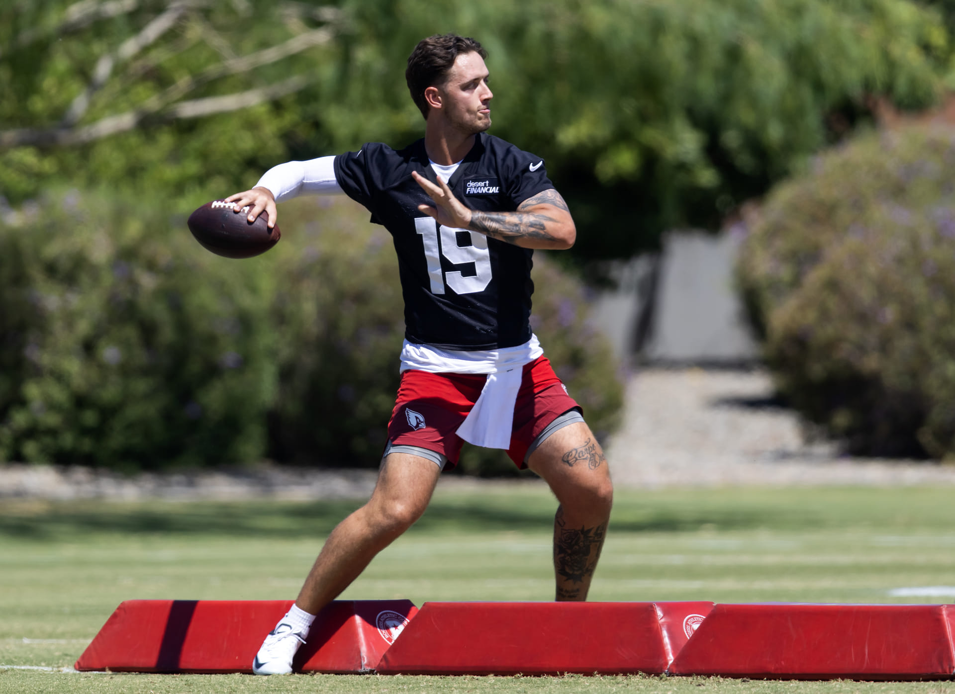 “Better than Brock Purdy”: NFL fans label Carson Beck as “combo of Tom Brady and Peyton Manning” over Cardinals QB's rookie minicamp video