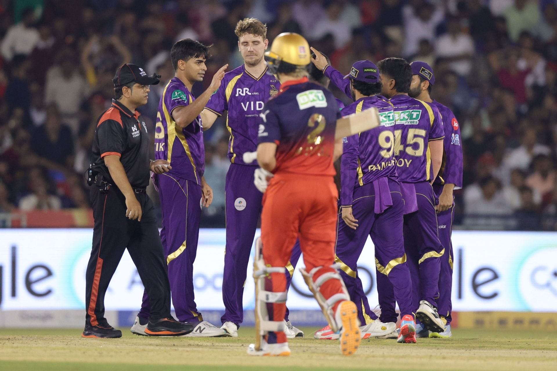 "If you don't have to play him, why did you waste ₹18 crore?" - Aakash Chopra questions KKR after IPL 2026 loss vs RCB