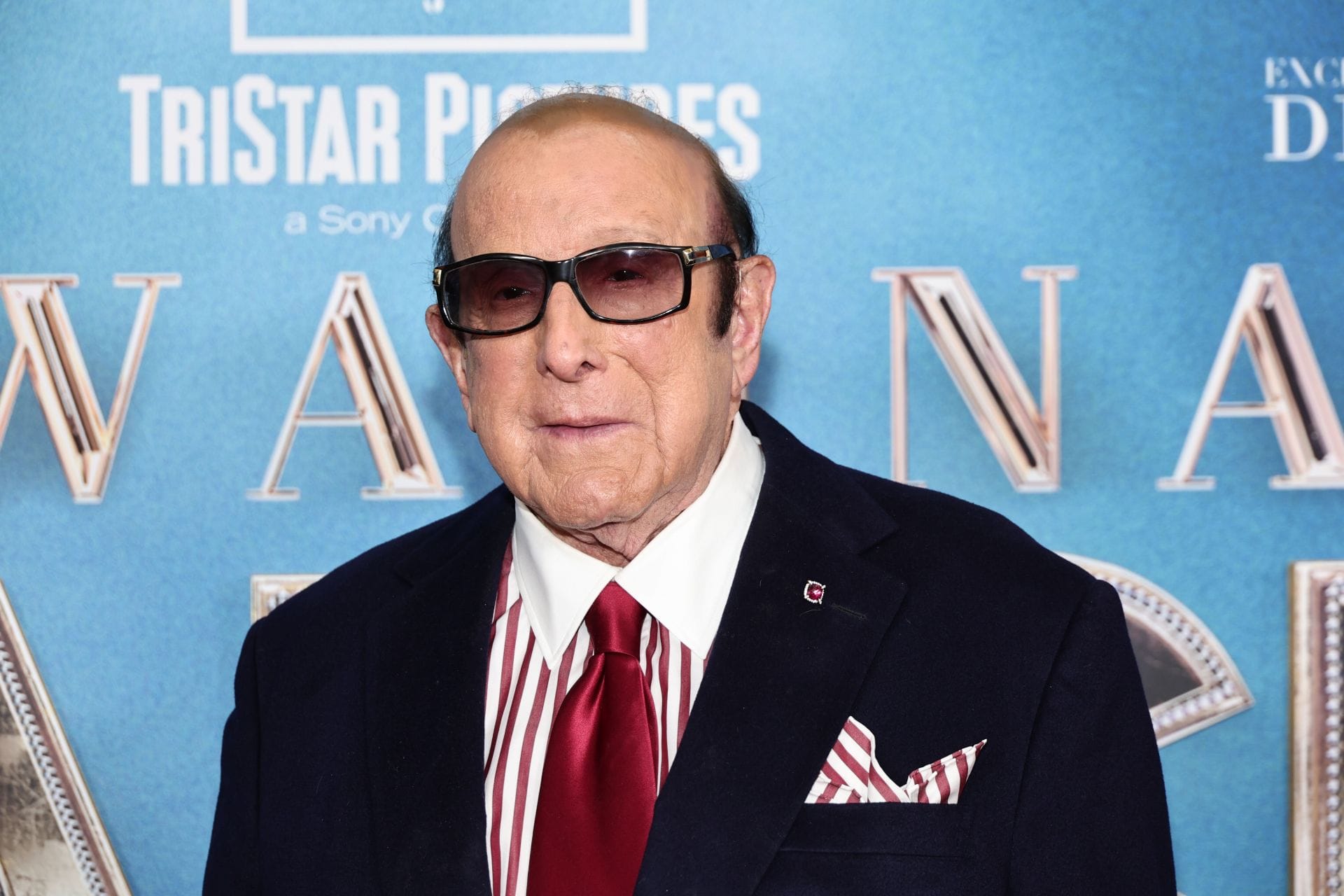How old is Clive Davis? Music mogul who mentored Whitney Houston hospitalized for respiratory infection