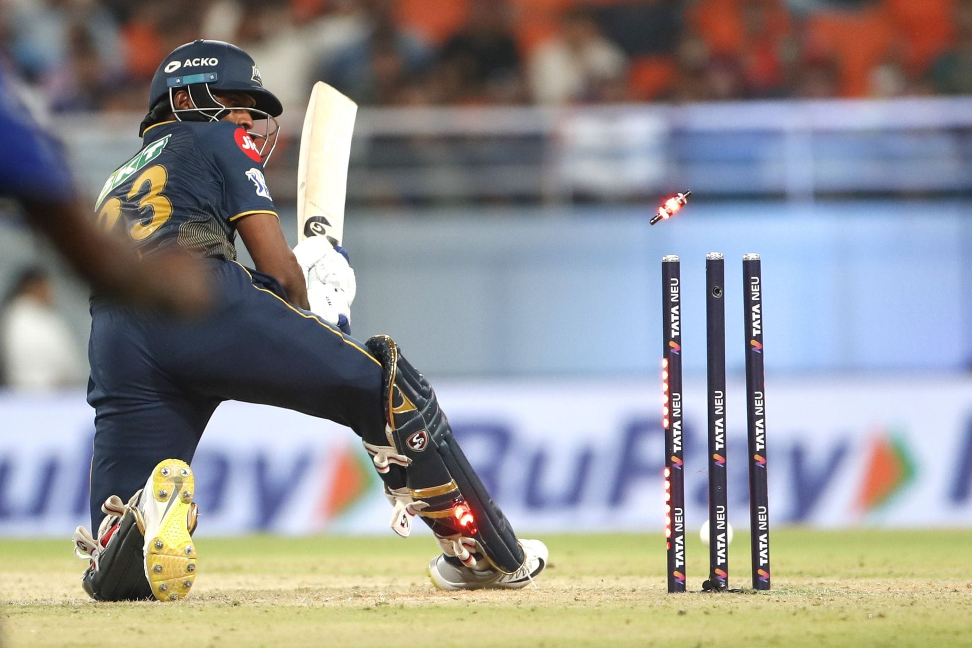 "Have to bring glue now during the strategic time out - Indian legend's hilarious take on Sai Sudharsan's hit-wicket during IPL 2026 Qualifier 2