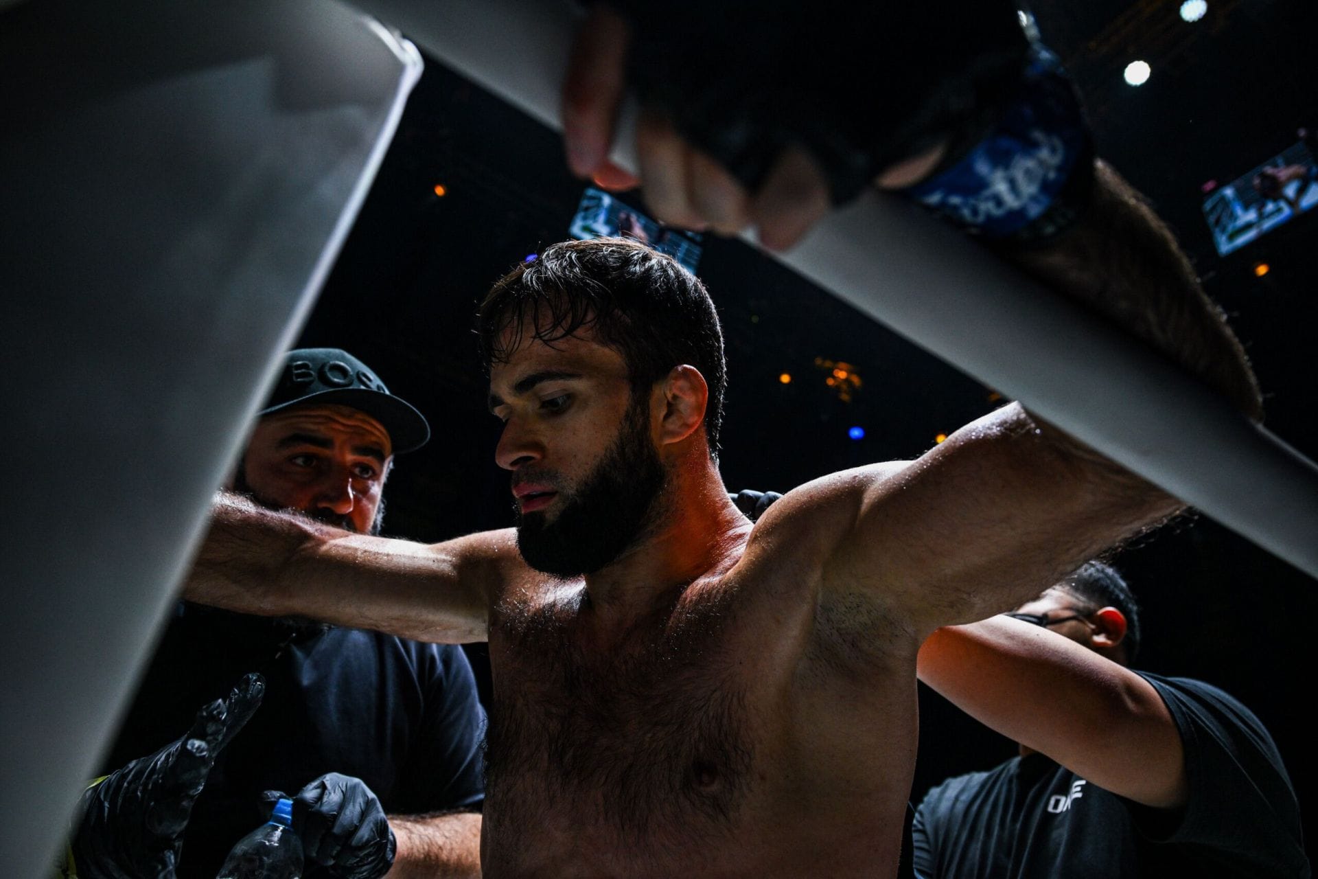 “We’re ready for all five rounds of war” - Shamil Gasanov prepared for a marathon against the featherweight MMA king