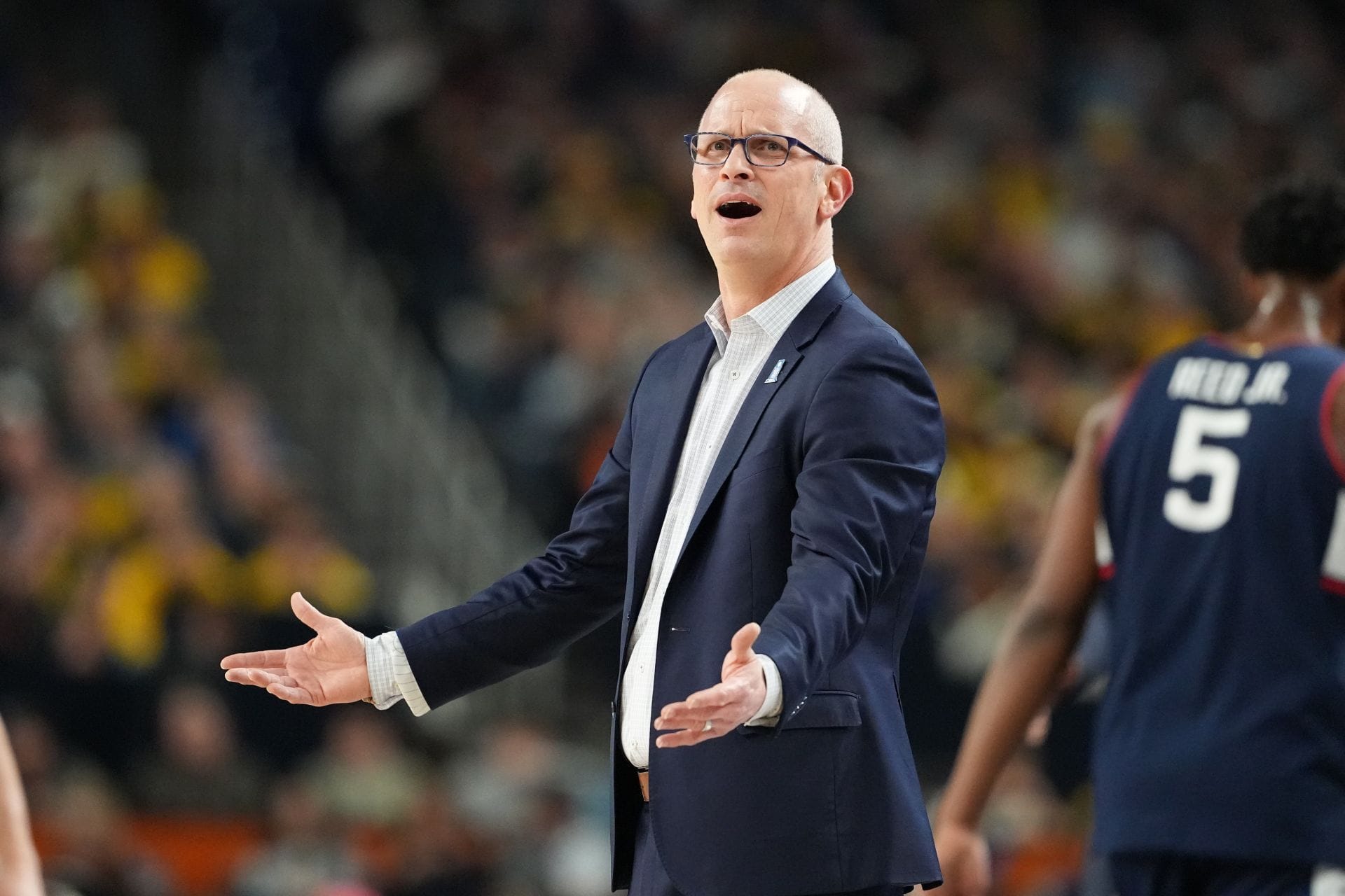 WATCH: UConn HC Dan Hurley shows off $81,800 Ford Raptor one month after brutal NCAA championship loss