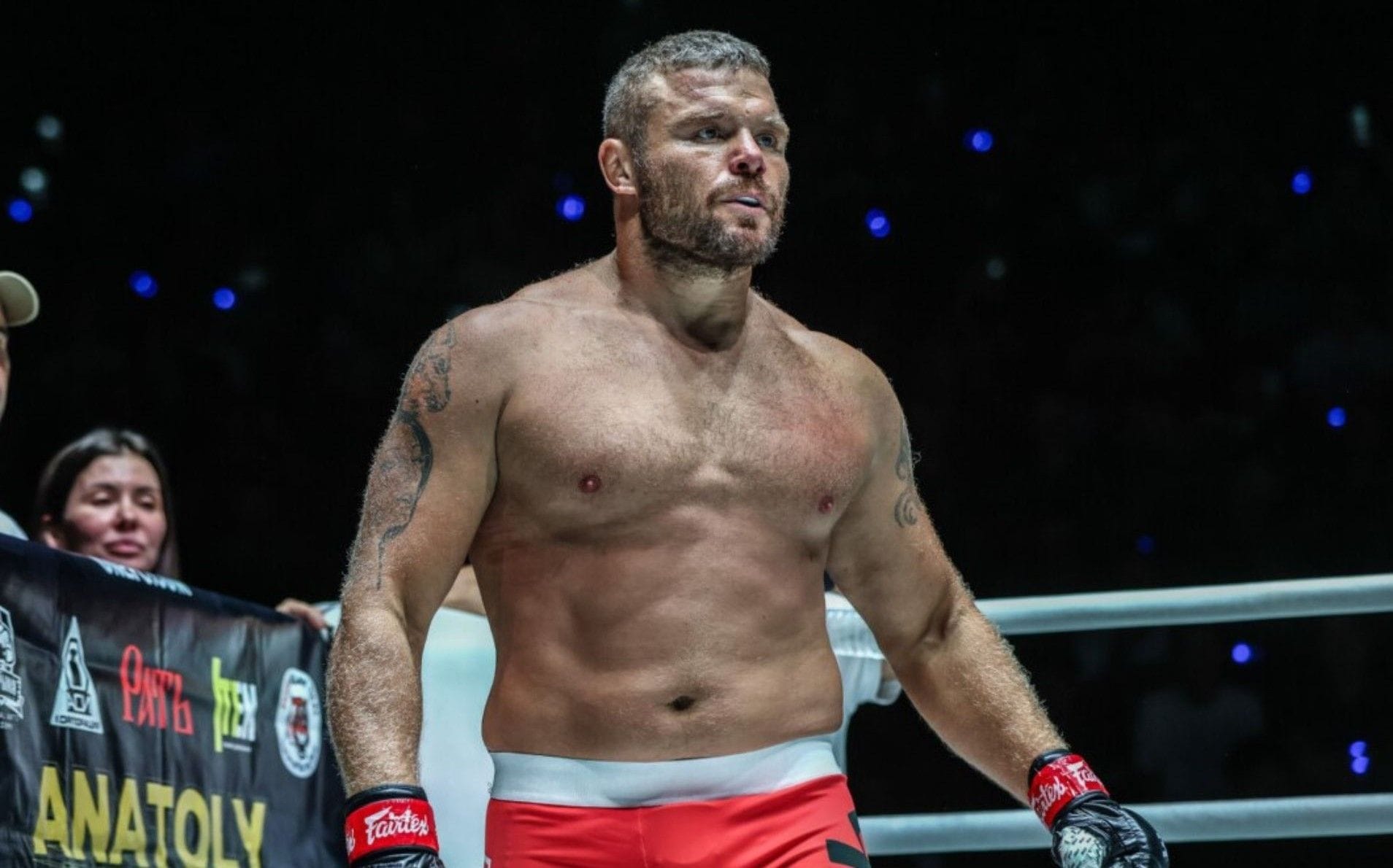 “Beast of a fighter” - Fans react to Anatoly Malykhin’s sledgehammer fists in brutal knockout of Amir Aliakbari