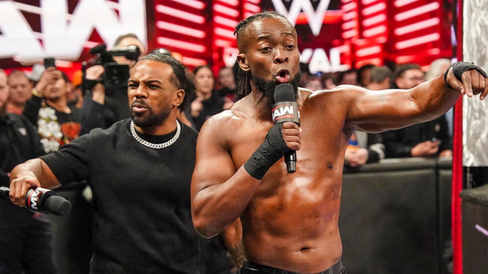 5 Clear Signs Kofi Kingston and Xavier Woods Are AEW-Bound After Recent WWE Release