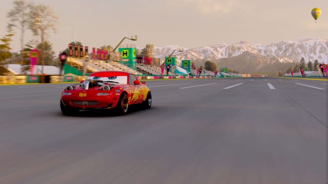 Este é o melhor carro de arrancada que existe (Imagem via Xbox Game Studios || Sportskeeda)