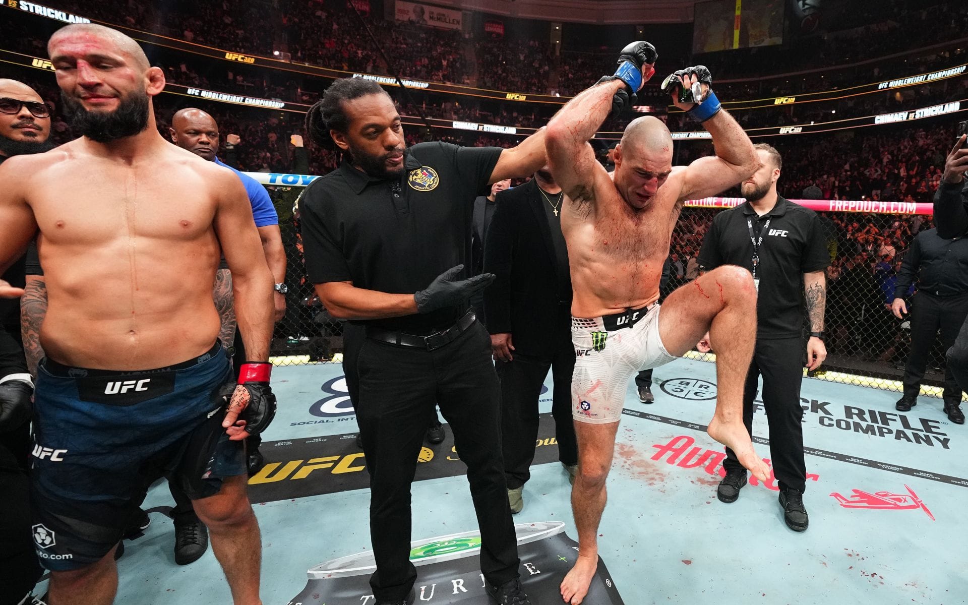 Kamaru Usman drops three-word reaction to Sean Strickland's split-decision win against Khamzat Chimaev at UFC 328