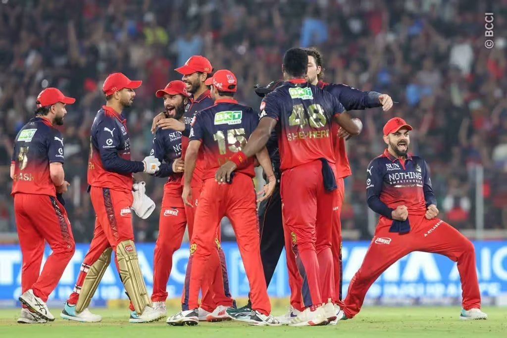 "You are almost playing with 10 players" - Aakash Chopra on RCB's problems ahead of IPL 2026 clash vs MI