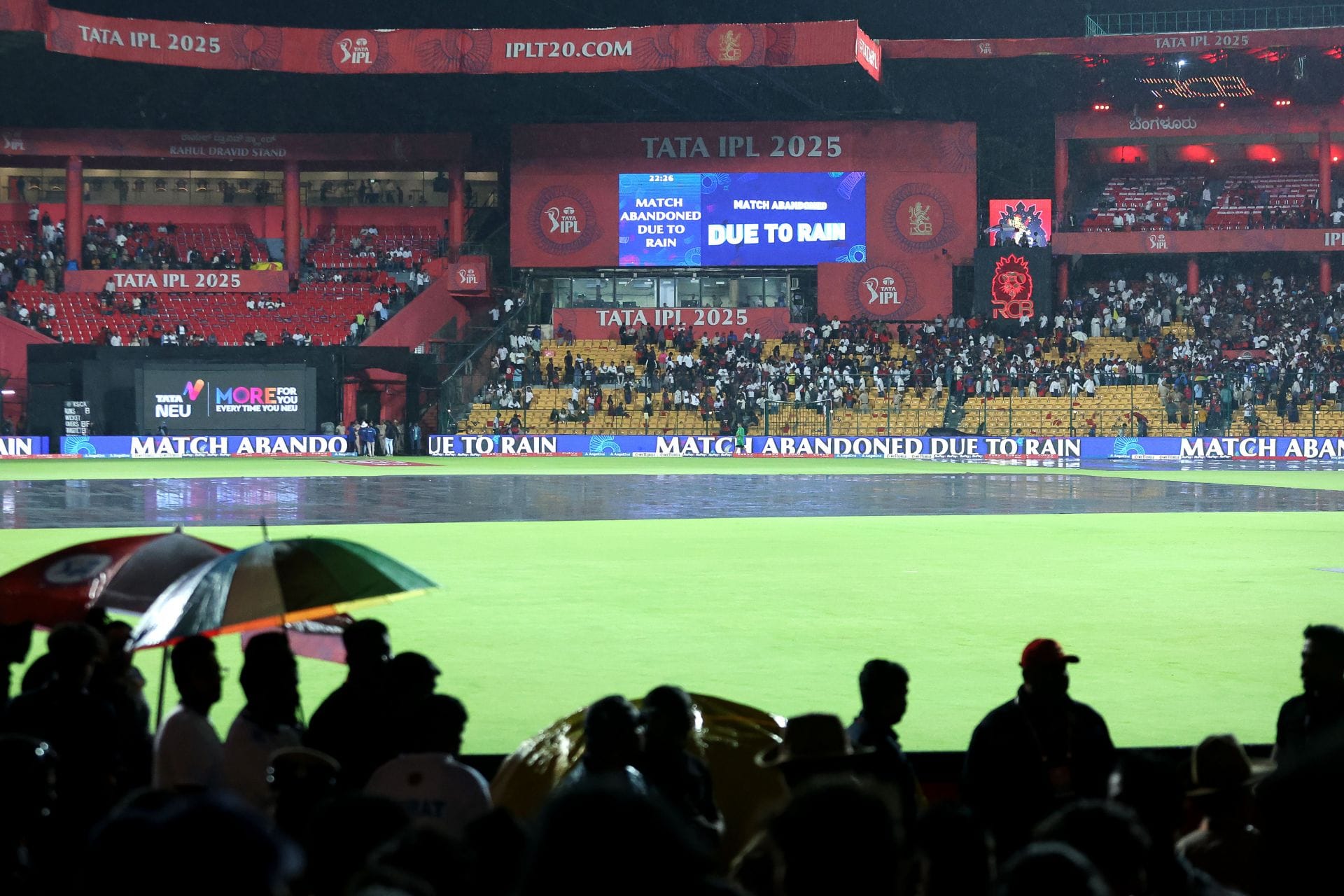 What is the cut-off time for play to begin in today’s RCB vs KKR IPL 2026 match?