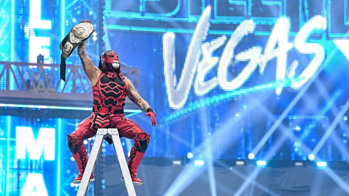 WWE RAW's newest superstar already has his eyes on Penta's Intercontinental Championship