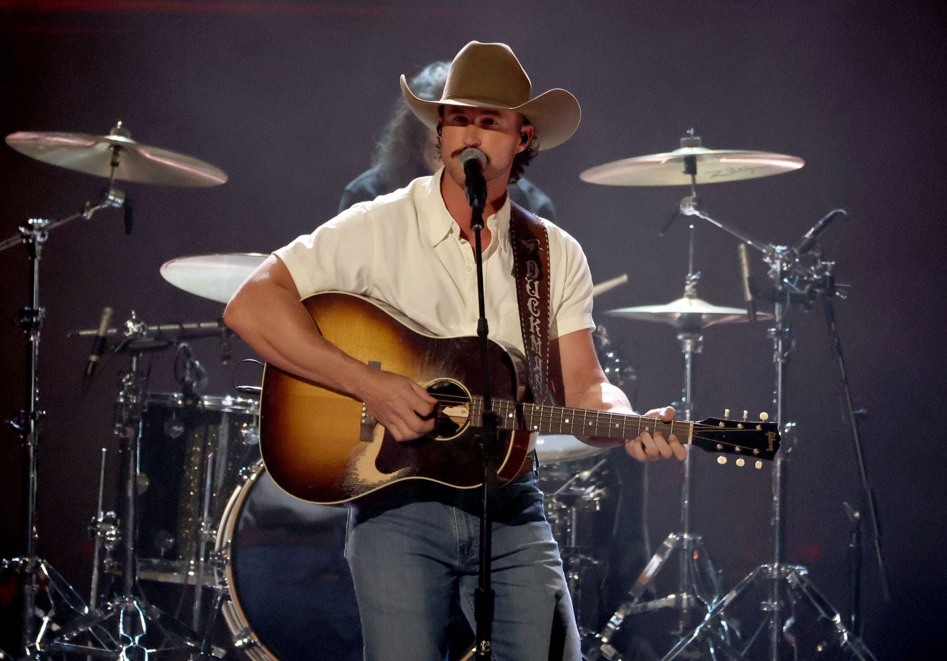 "Not just his own pockets he’s filling!": Perez Hilton reacts after Riley Green explains why he's performing at Kid Rock's festival