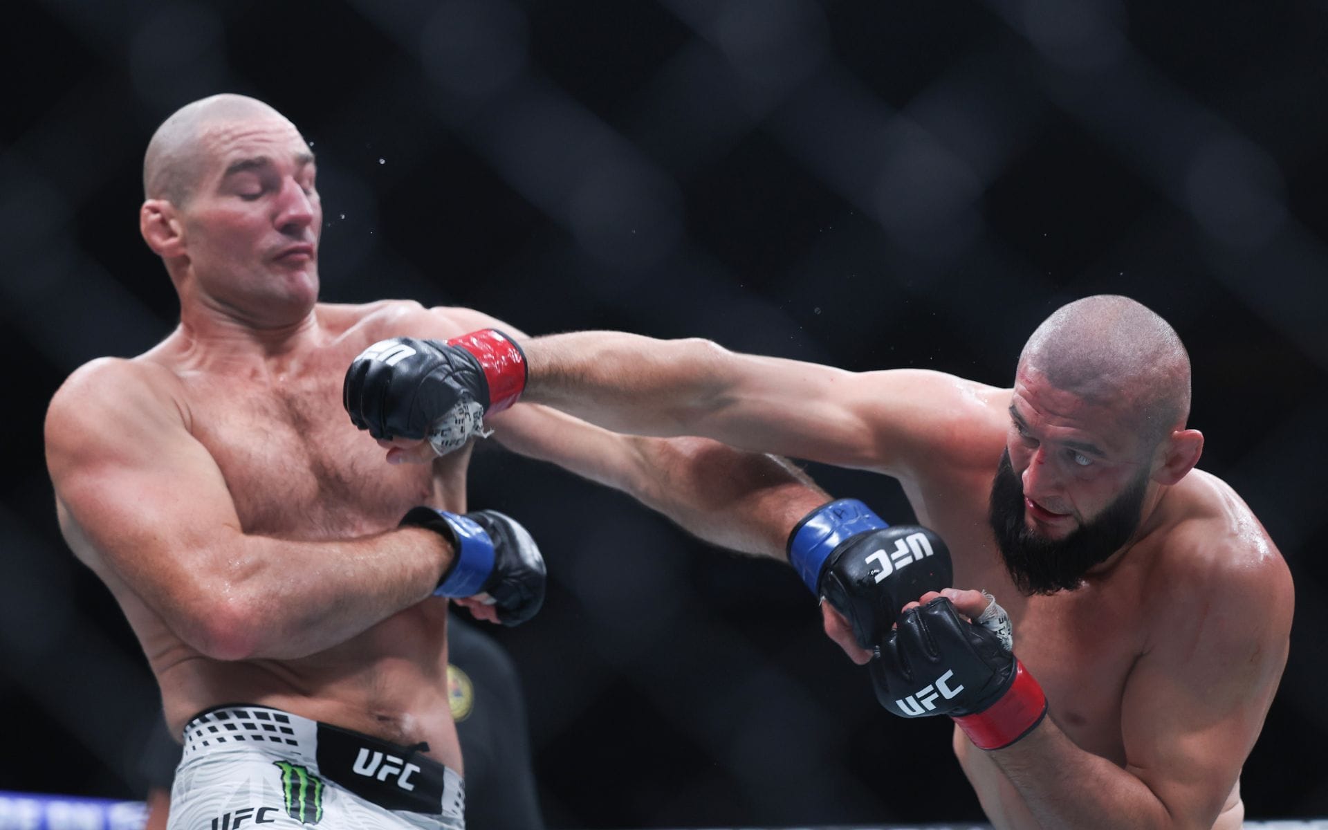 Former Khamzat Chimaev rival says he already warned fans about UFC 328 main event issue
