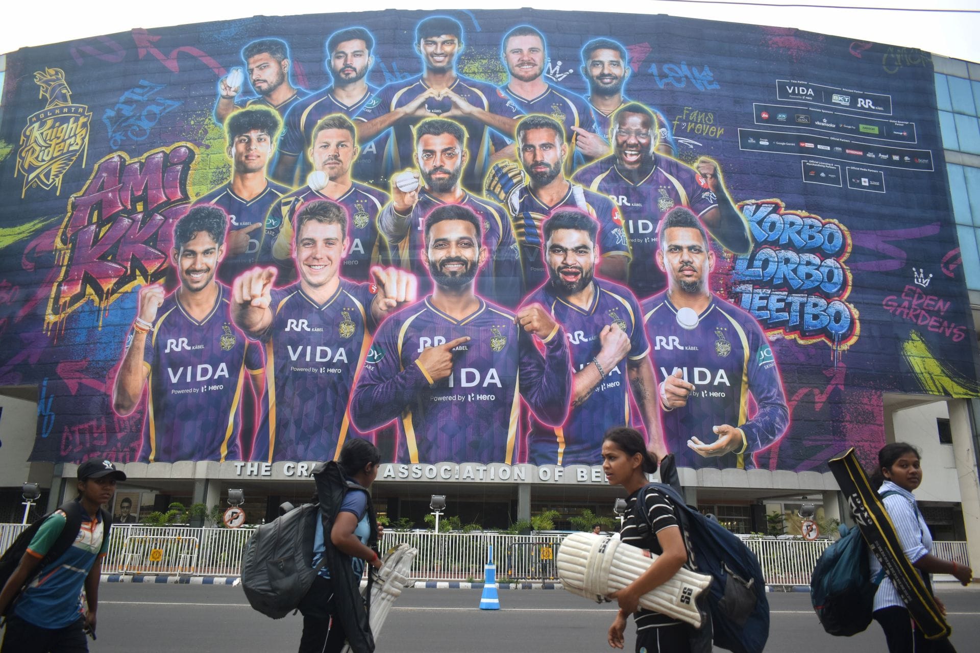 "He is not doing any contribution at all" - Virender Sehwag suggests two changes in KKR's playing XI for IPL 2026 match against GT  