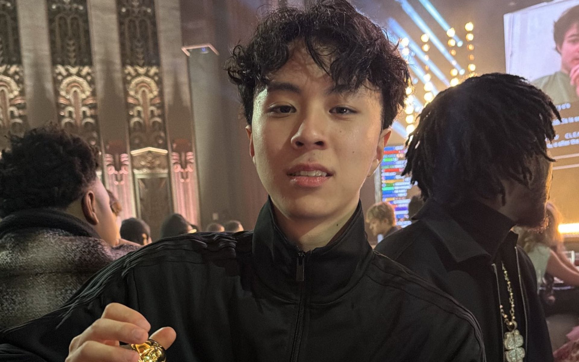 "Ray is a delusional child": Fans criticize Twitch streamer for saying Kai Cenat's job is harder than a doctor's