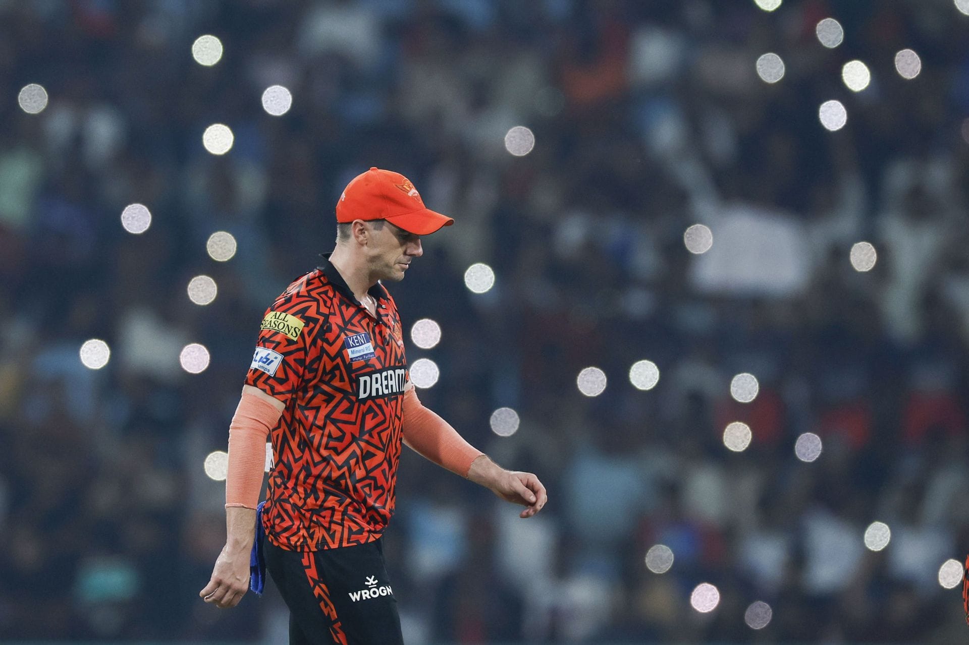 Ishan Kishan convinces Pat Cummins for successful review to remove Jos Buttler for 7 in GT vs SRH IPL 2026 match [Watch]