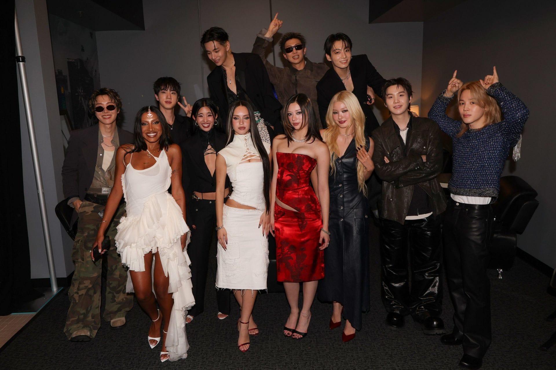 “And no mention for Manon”- KATSEYE sparks fan debate over BTS’ cultural representation shoutout at 2026 AMAs amid member’s hiatus