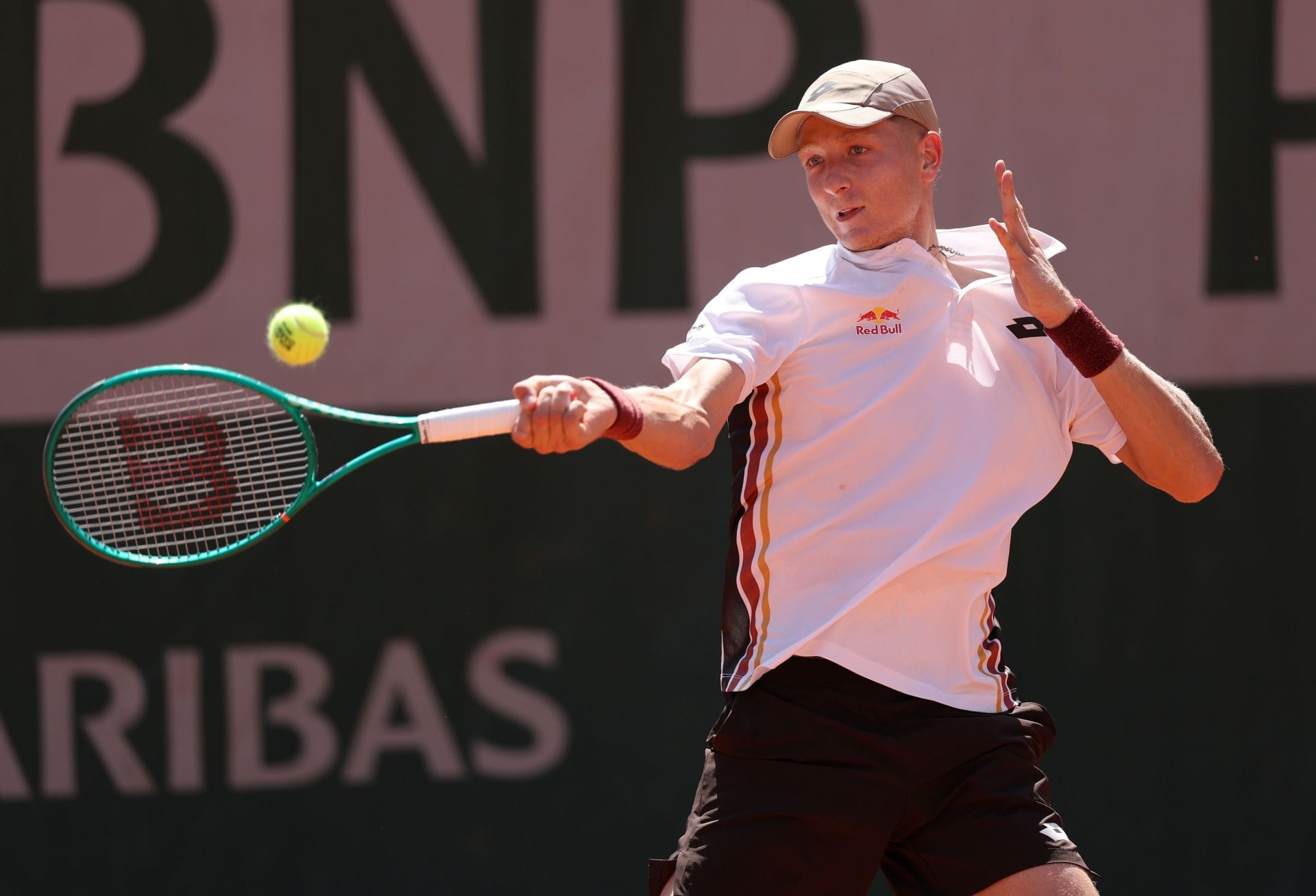 Martin Landaluce in action at the 2026 French Open (Source: Getty)