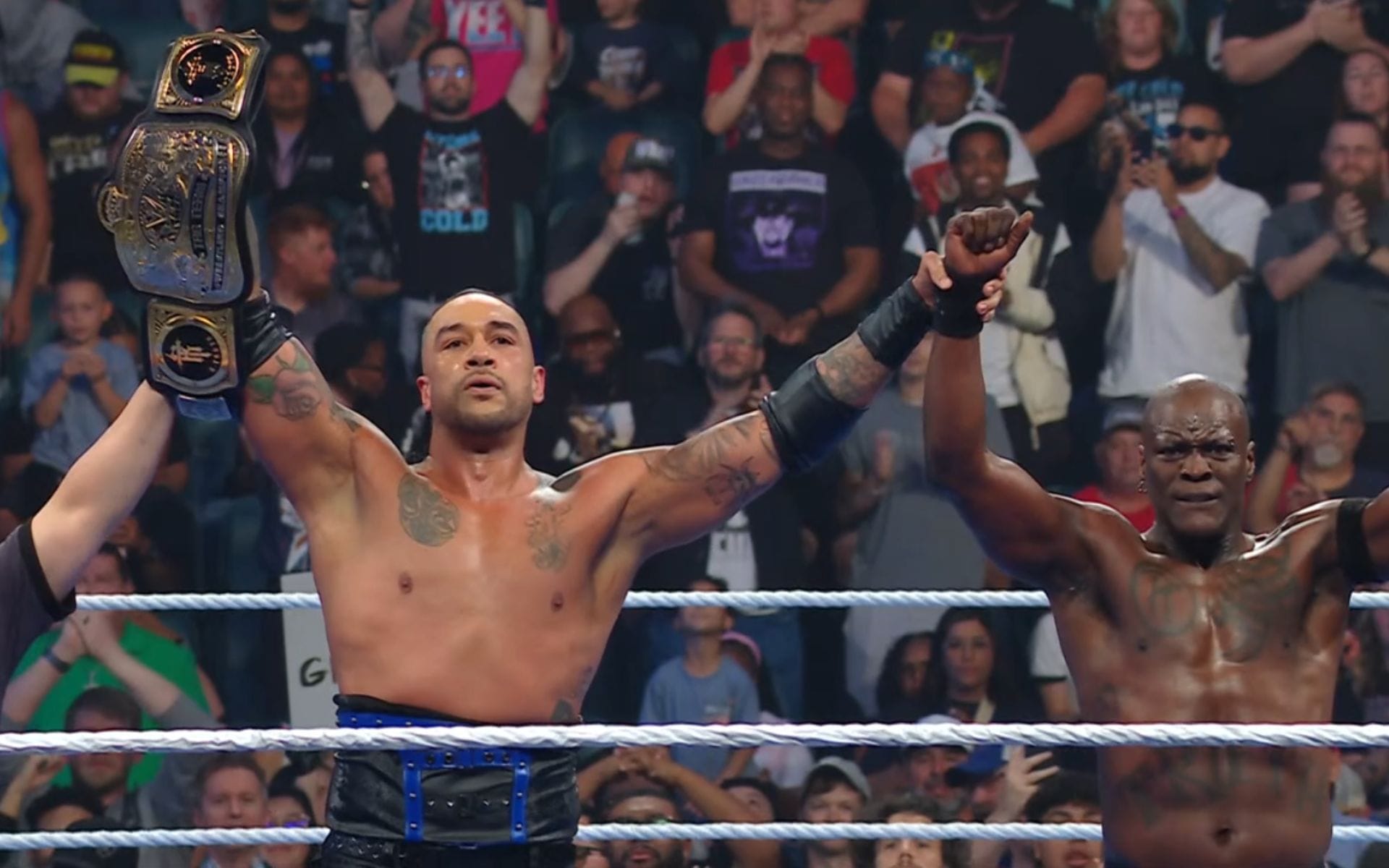 6'8 Superstar destroys Damian Priest & 3 others on SmackDown after title match; Huge feud begins
