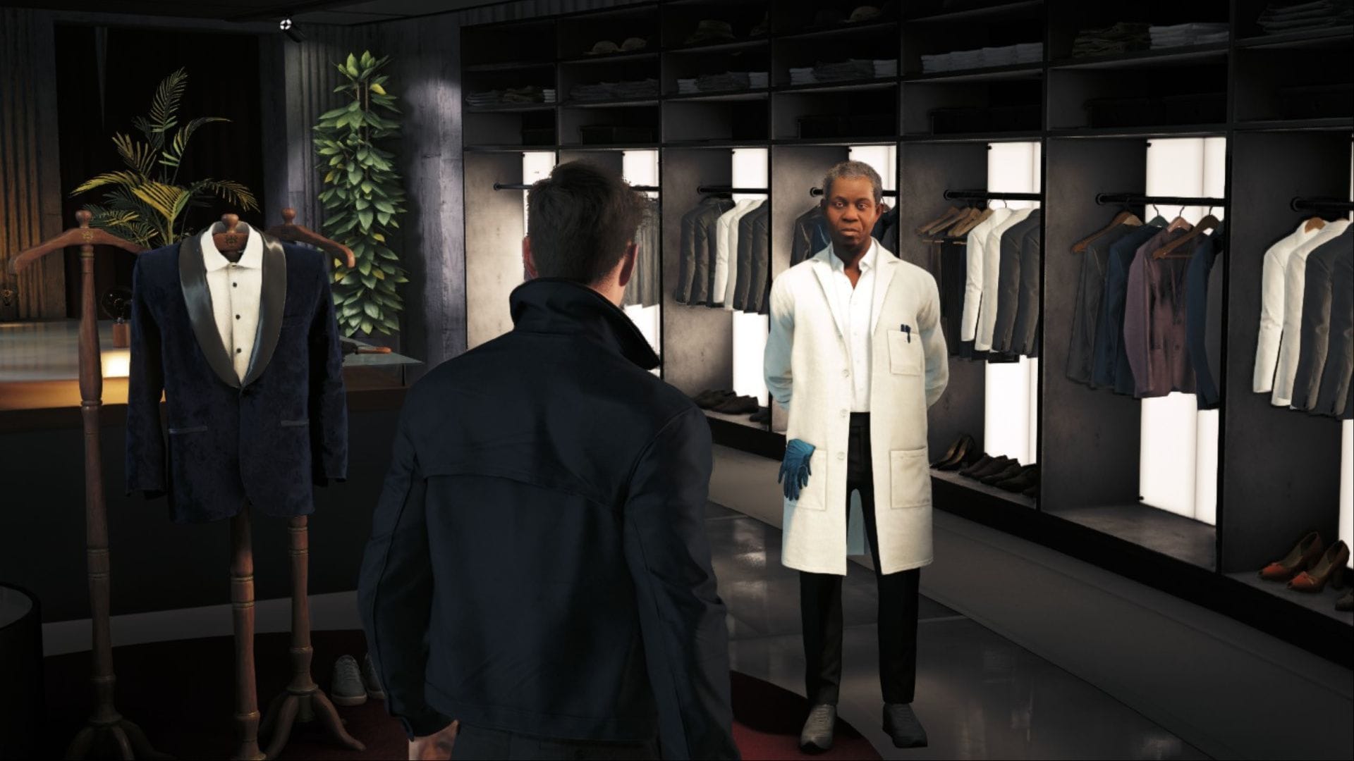 Can you change Bond's outfit in 007 First Light?