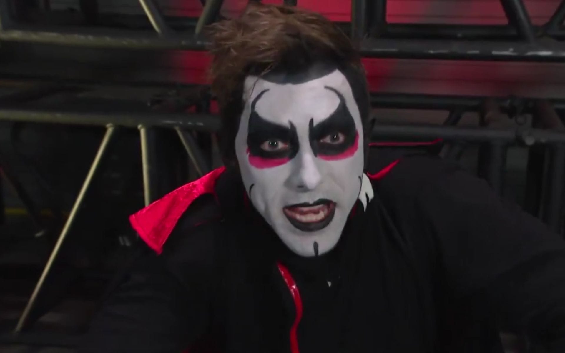 Danhausen leaves female WWE Champion stunned backstage on SmackDown and steals her hair