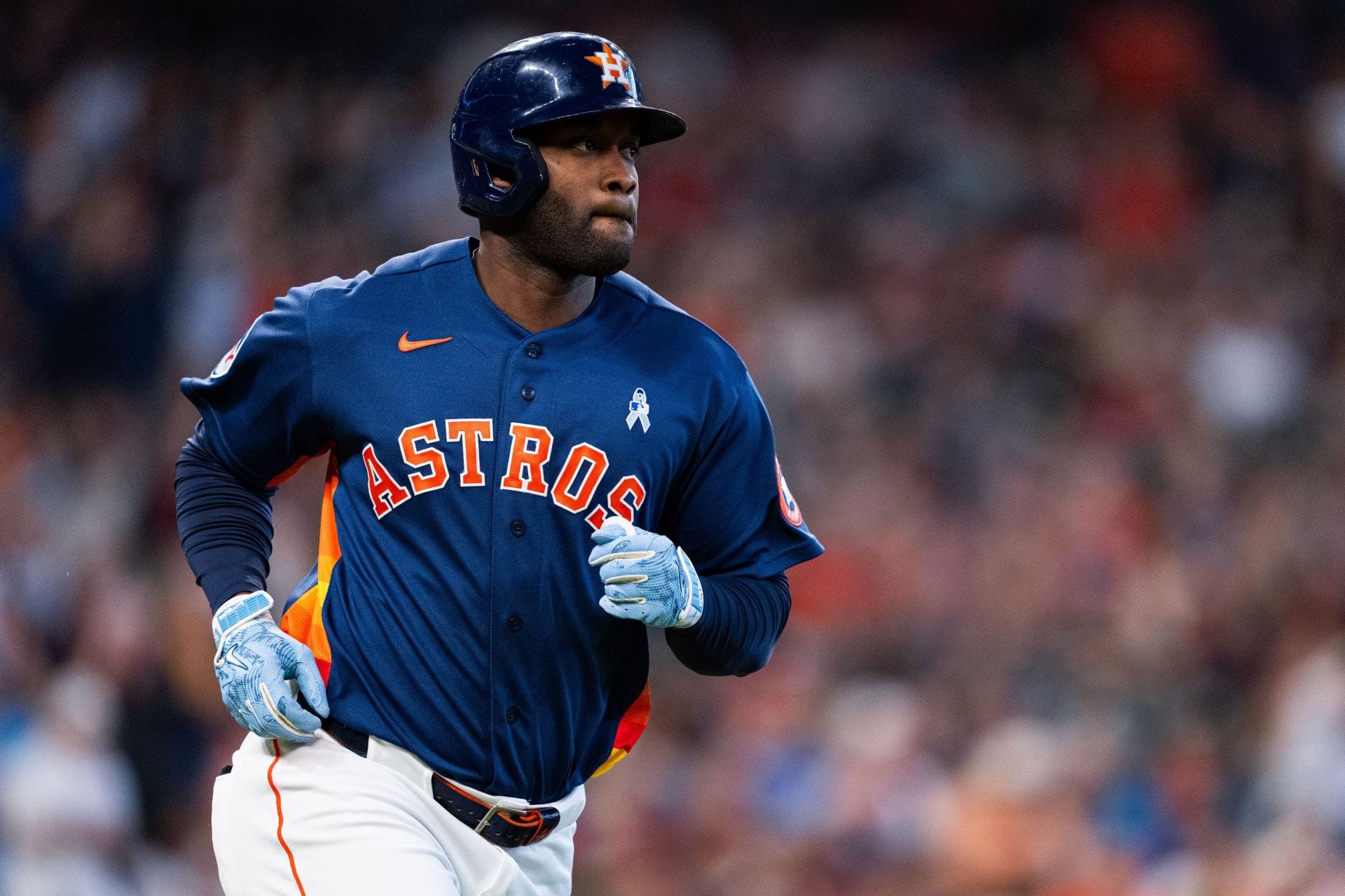 MLB: Yordan Alvarez em ação pelo Houston Astros - Fonte: Getty