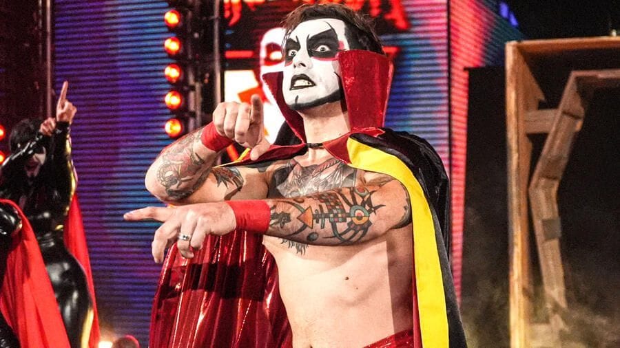 WWE star suddenly electrocuted after two more are brainwashed on SmackDown by Danhausen