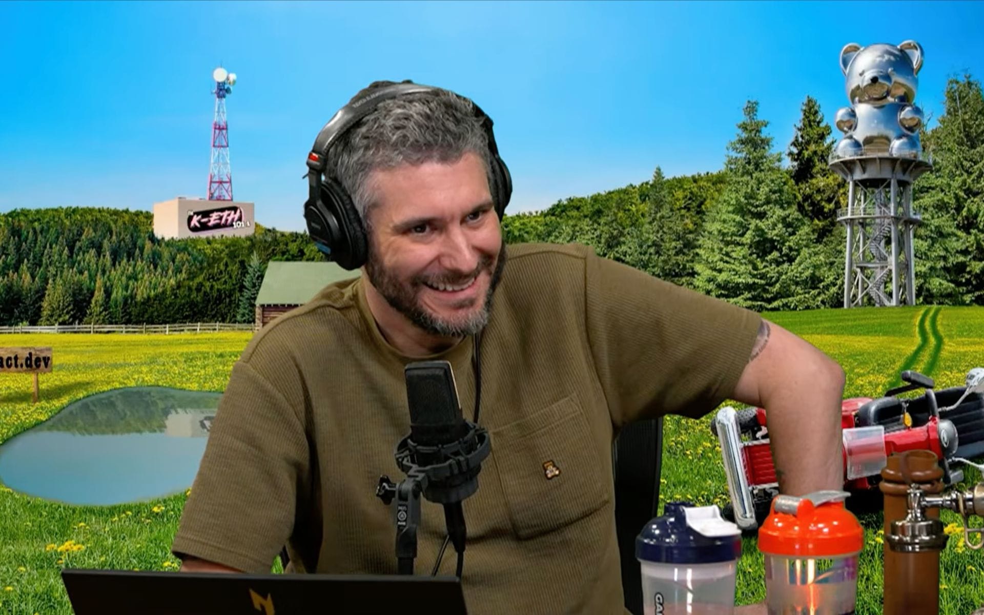 "Destiny made it clear that he was not being serious": Ethan Klein explains why he's suing iDubbbz and not Kick streamer for defamation
