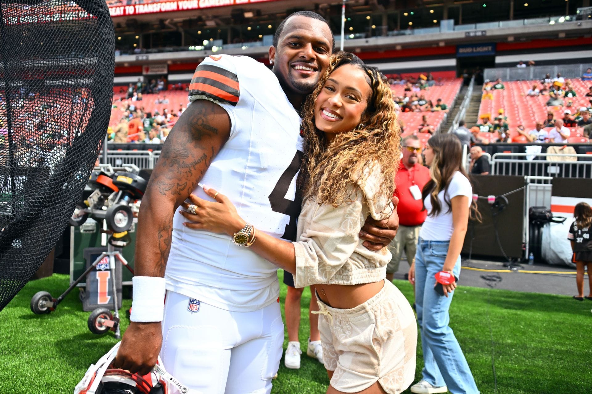 PICS: Deshaun Watson reveals 2-word nickname for wife Jilly Anais after stunning photoshoot together