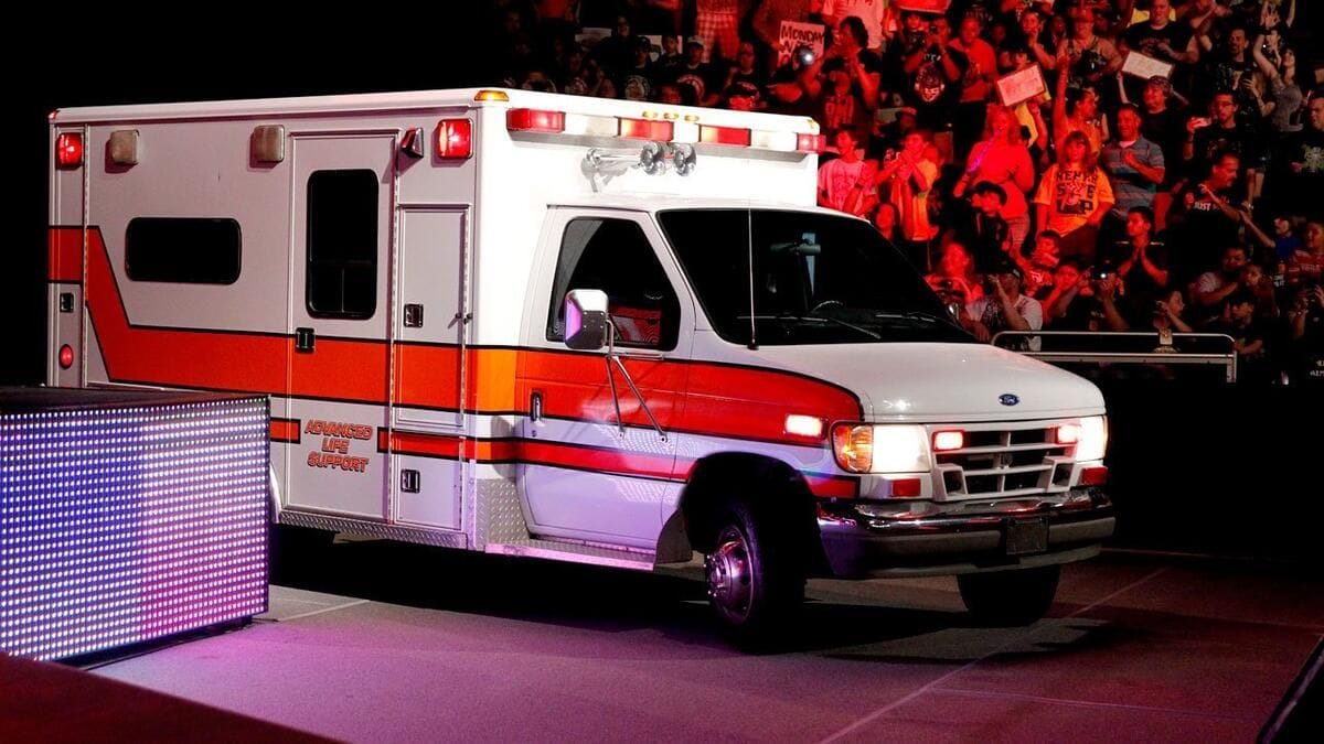 AEW star issues statement on her future after her match gets stopped midway due to serious injury