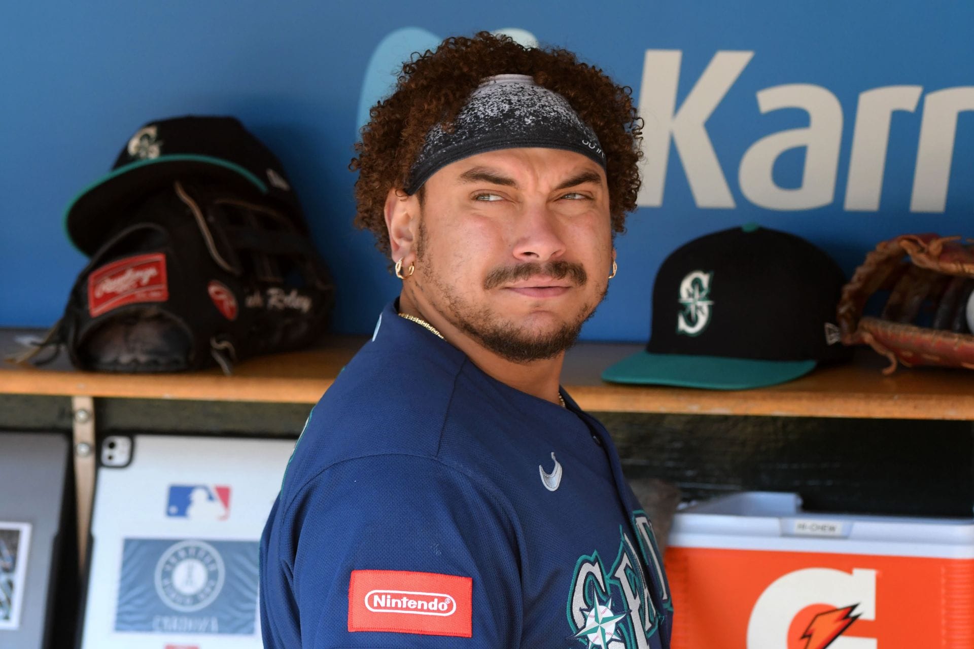 Josh Naylor would take a bullet for me" - MLB All-Star defends $92.5M Mariners teammate from 'dirty player' allegations