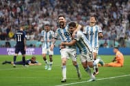 Messi e Alvarez - Fonte: Getty