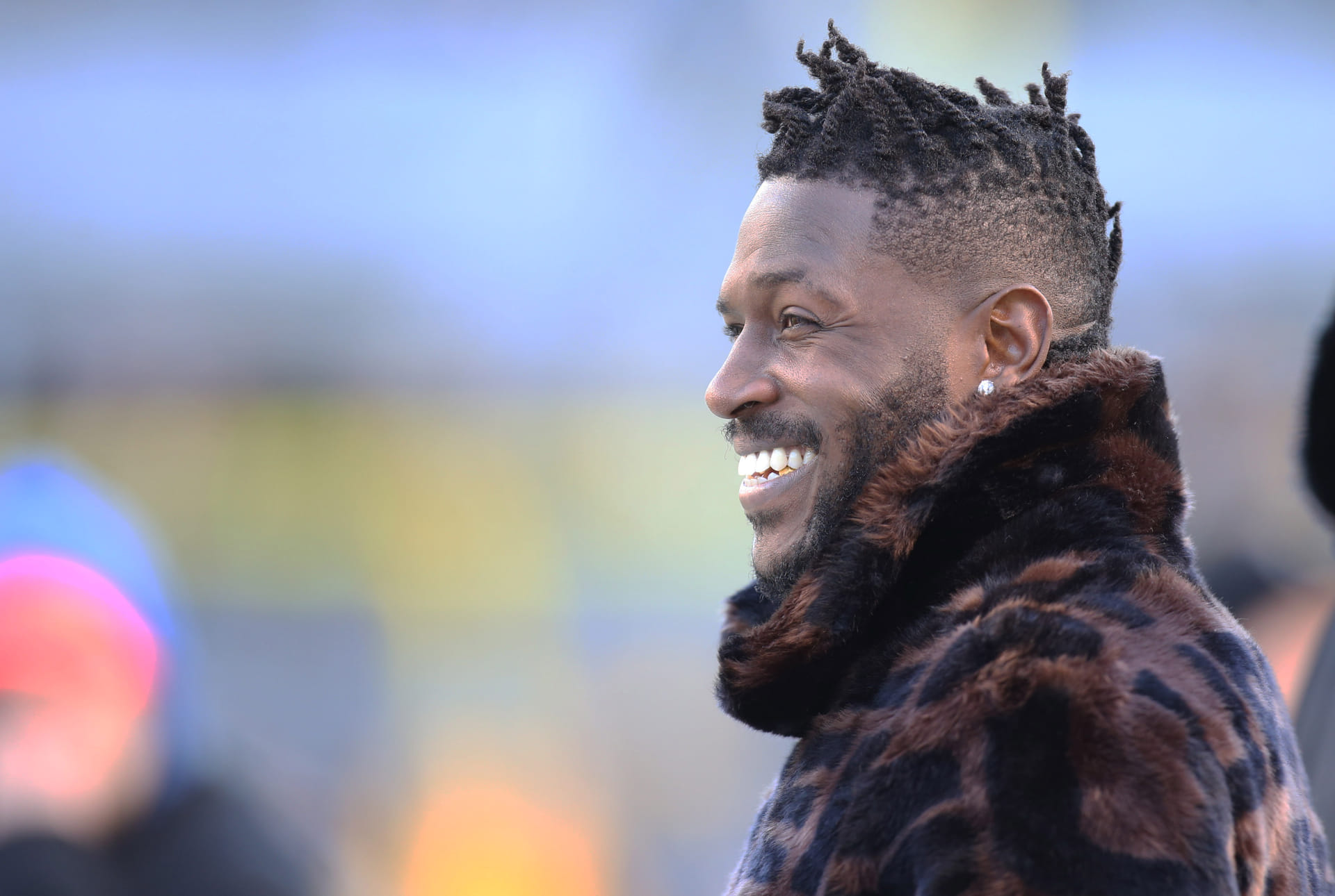 "It's a f*cking crime": Antonio Brown takes issue with NBA finals' schedule as Knicks lead 2-0 over Spurs