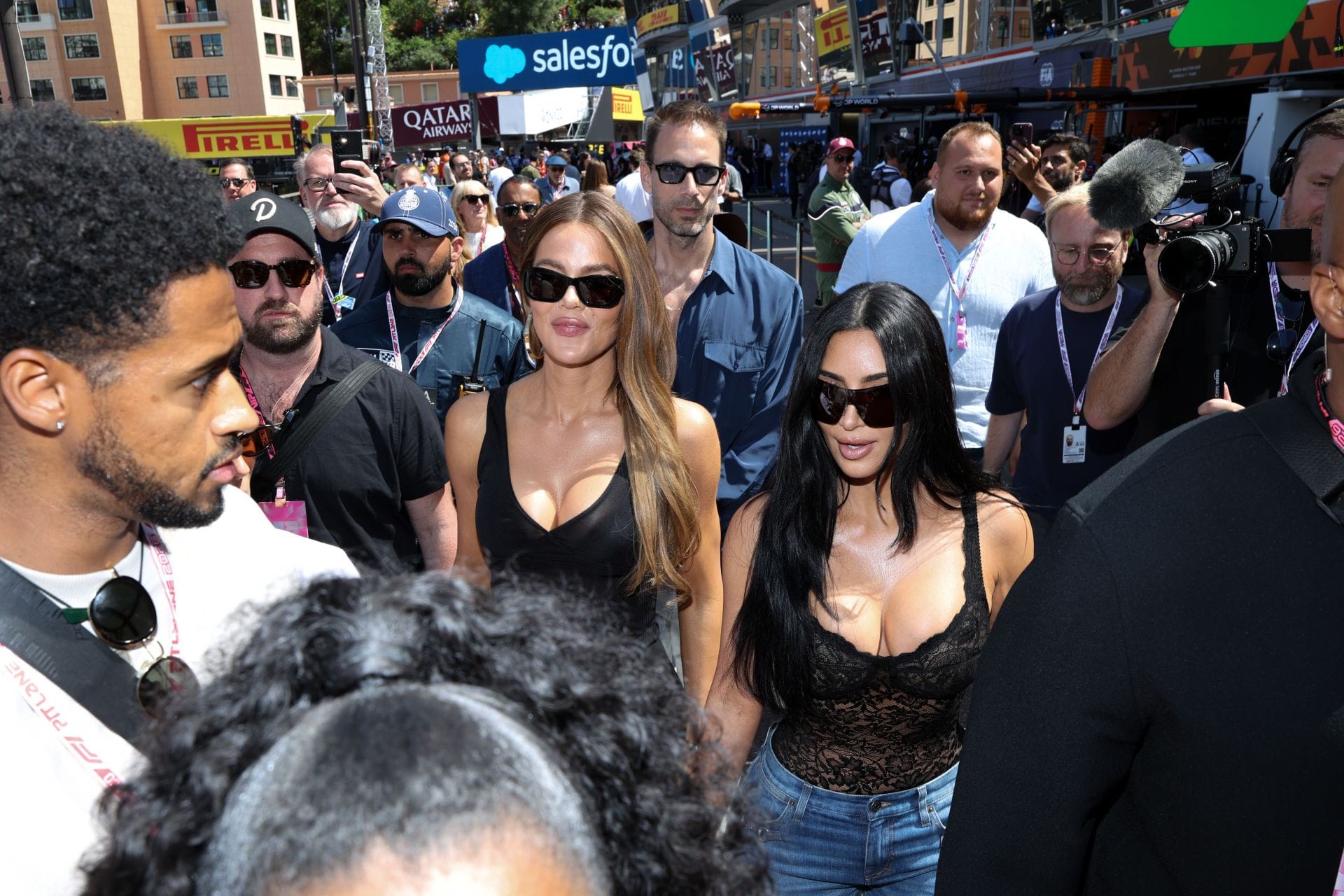 George Russell makes a cheeky remark as Lewis Hamilton's girlfriend Kim Kardashian arrives in the F1 Monaco GP paddock