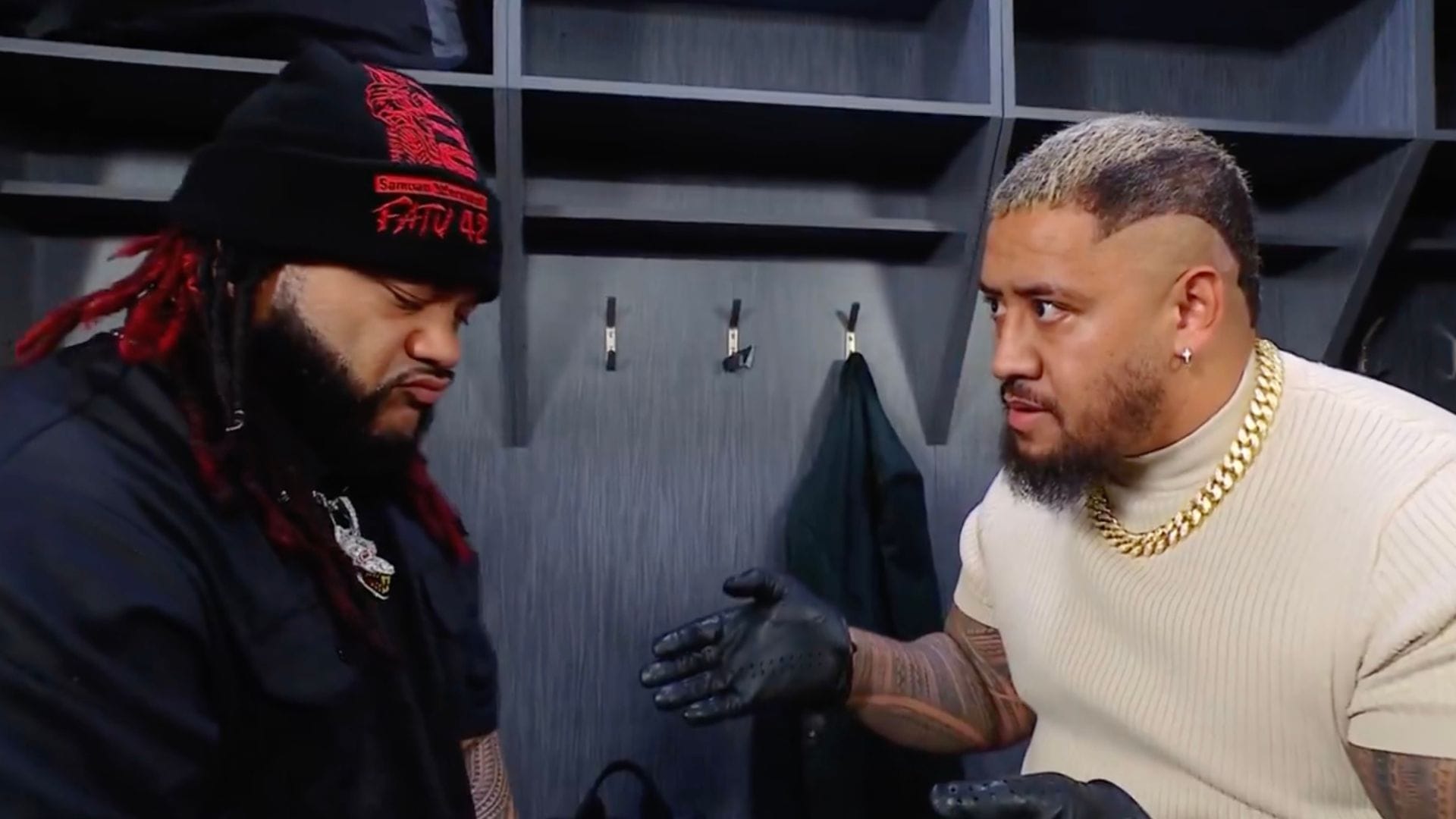 Solo Sikoa sends warning to top WWE star after receiving offer from Roman Reigns