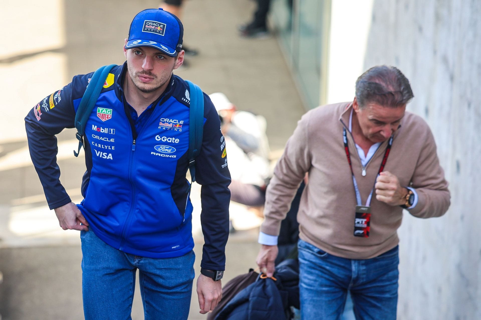 Max Verstappen com seu empresário Raymond Vermeulen no Grande Prêmio do Japão - Fonte: Getty