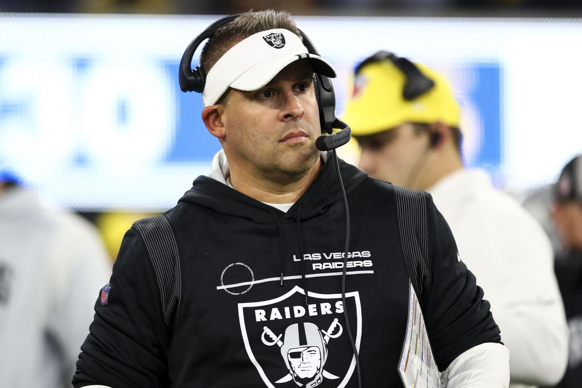 “He should be arrested”: Josh McDaniels catches heat from ex-Raiders DB for “sabotaging” franchise and returning to Patriots