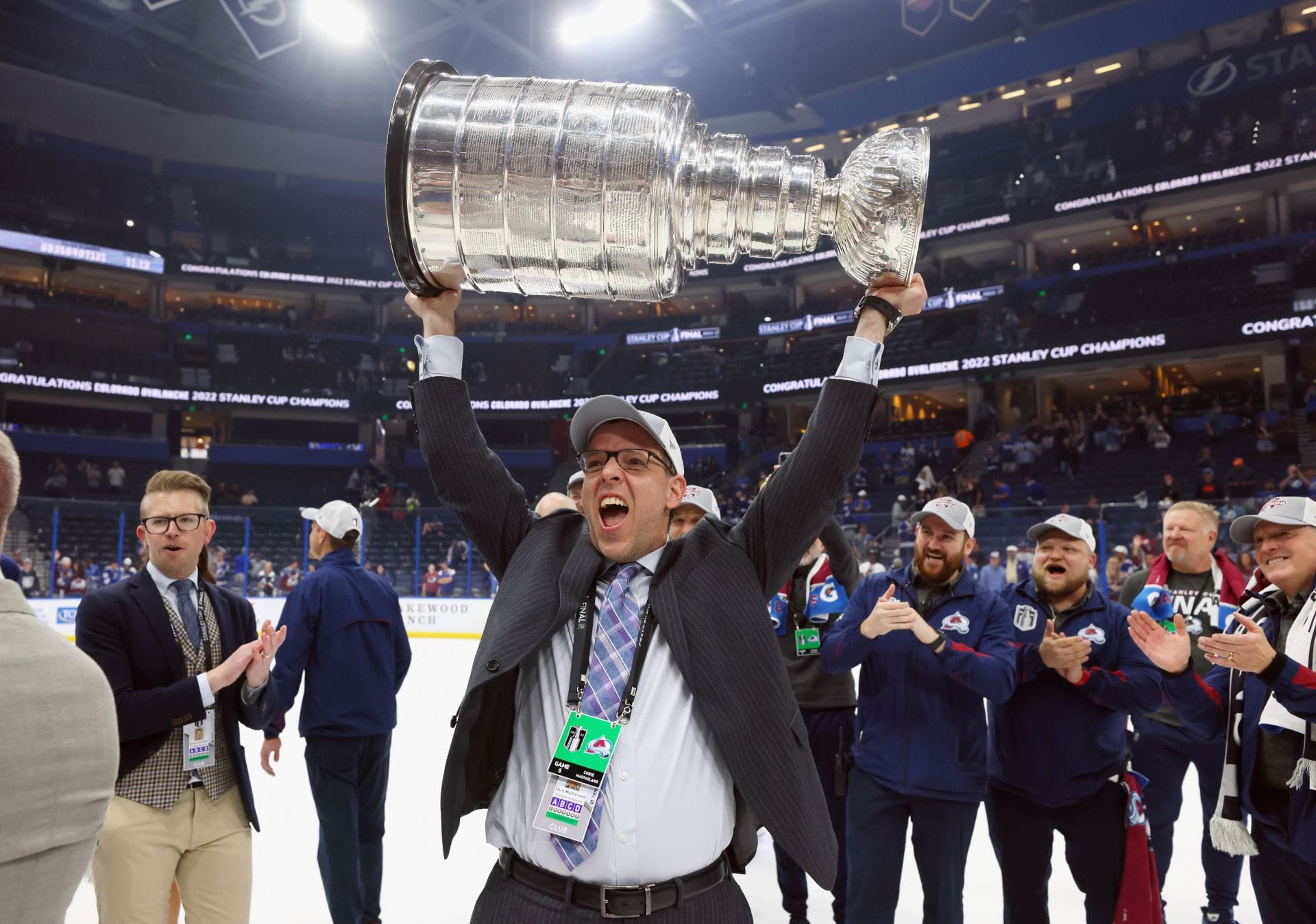 NHL fans react as Avs' Chris MacFarland interviews for Predators GM role - "Why would he leave?"