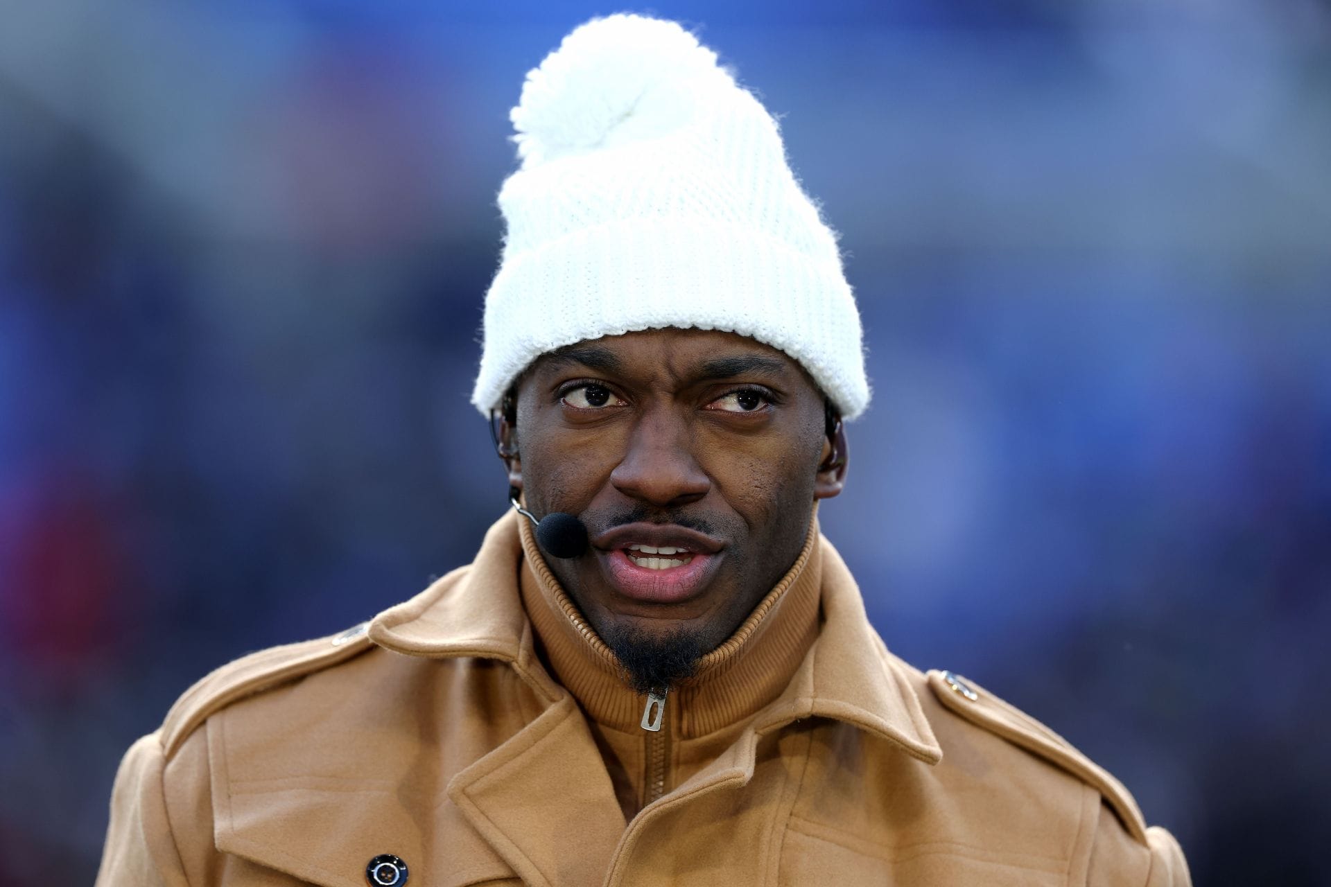"Immediately knew something was wrong": Robert Griffin III escapes major flight tragedy as ex-NFL QB reveals traumatizing events