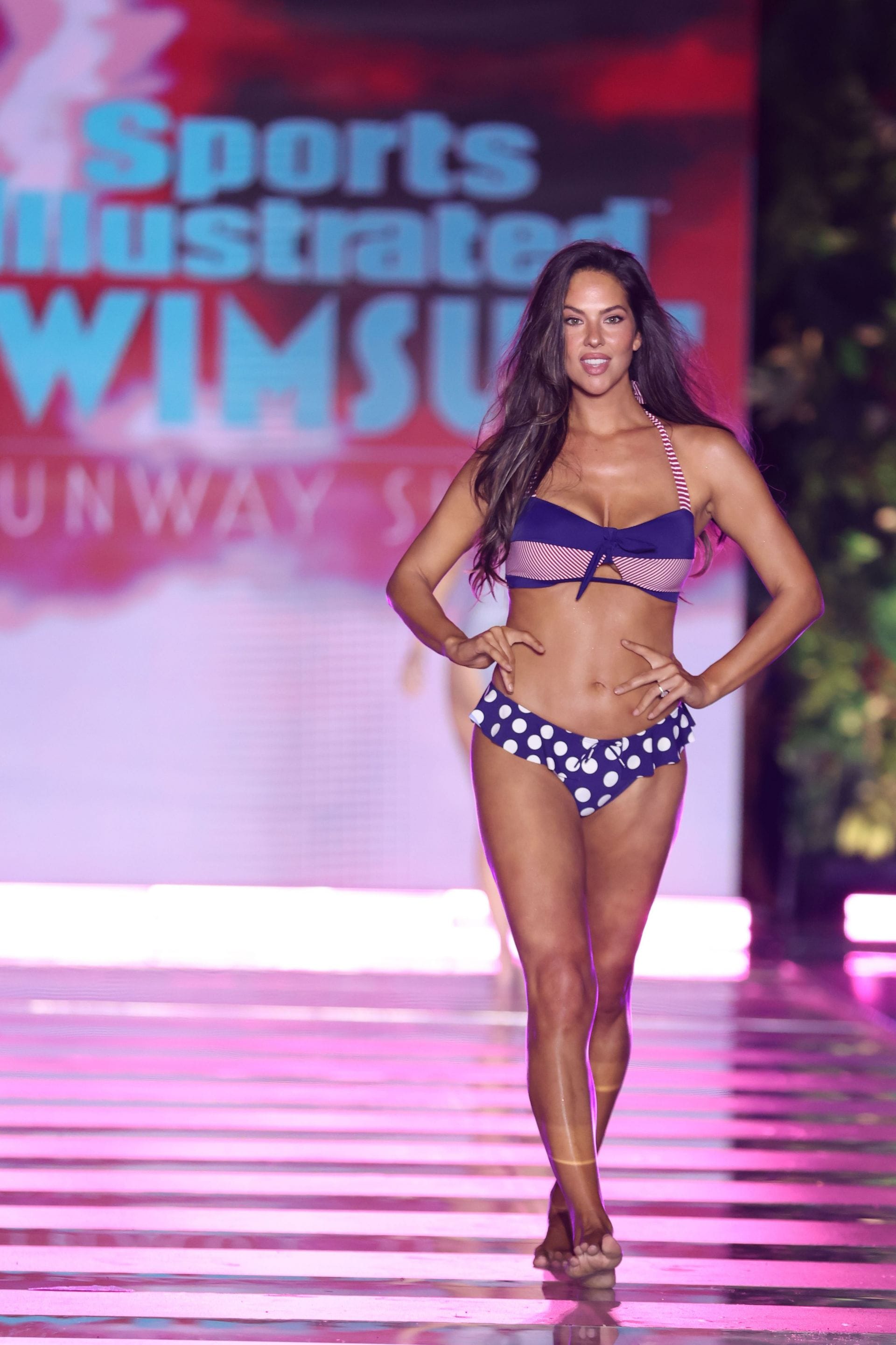 Desfile de maiôs da Sports Illustrated durante a semana de natação em W South Beach - Fonte: Getty