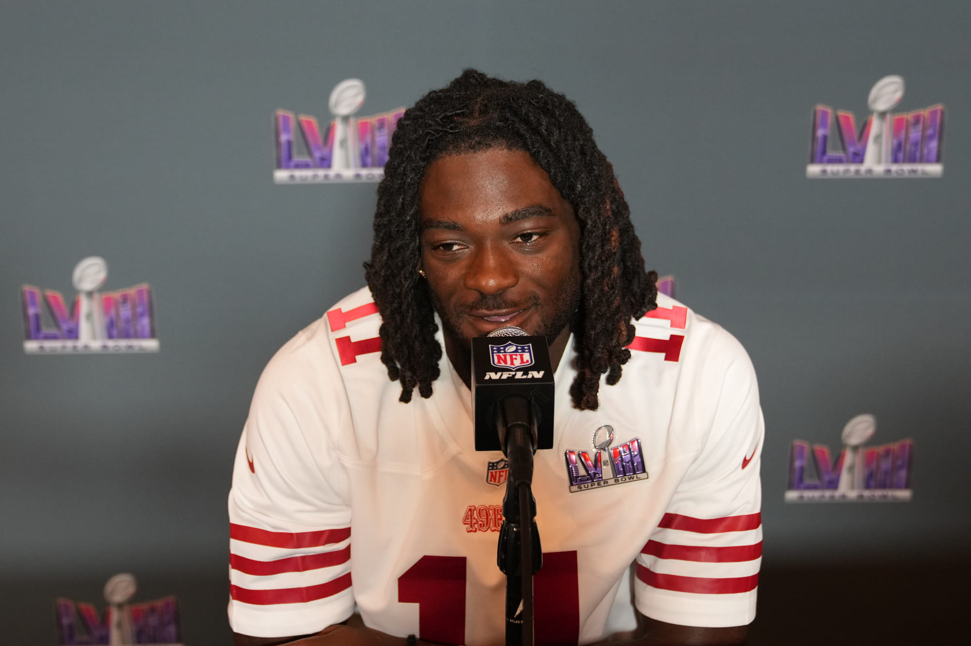 “Brandon Aiyuk is giving serious Antonio Brown vibes”: NFL analyst questions 49ers WR’s “gun move” in viral video