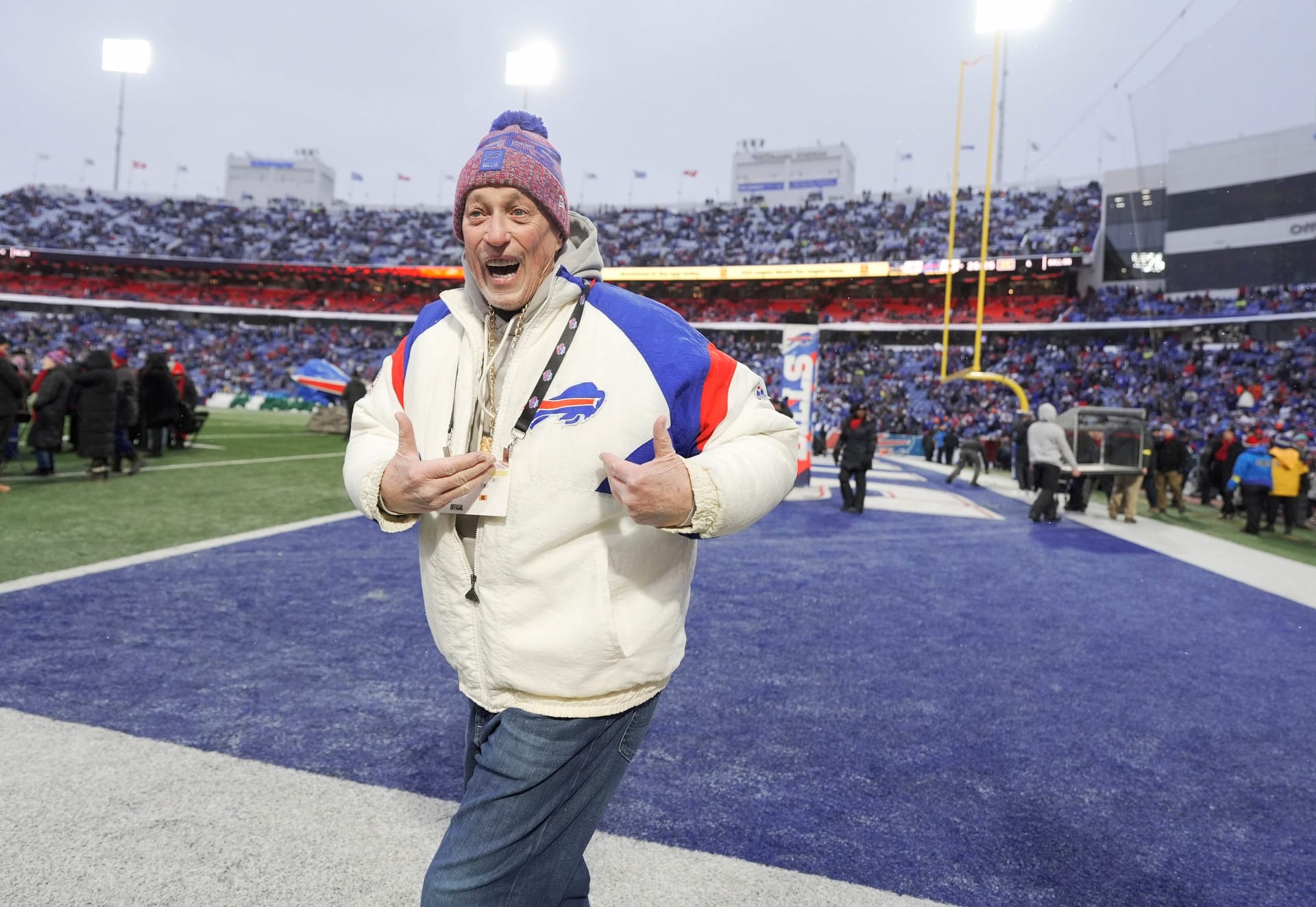 Bills legend Jim Kelly drops honest review of $2,100,000,000 new stadium amid backlash from fans